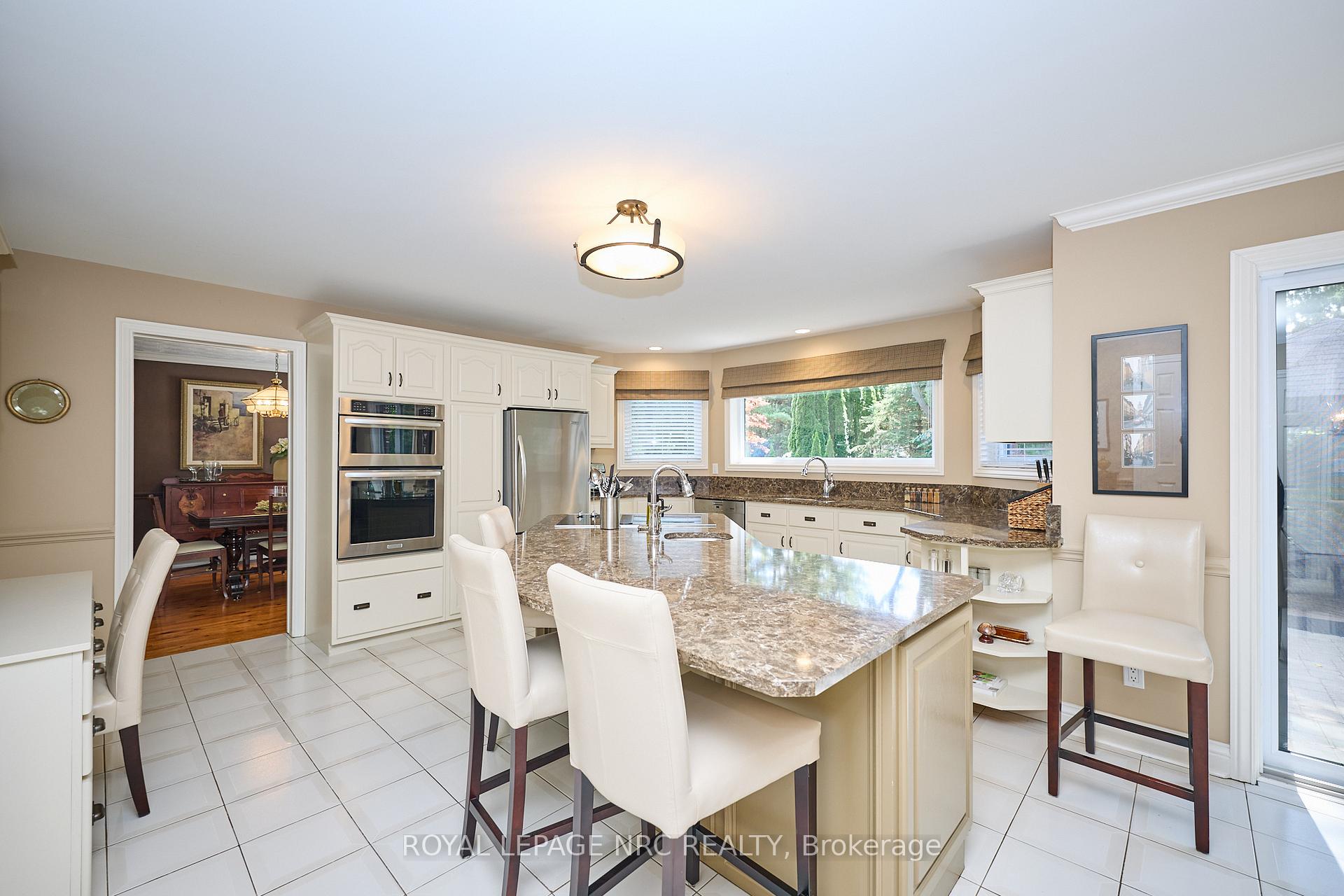 Photo 14 of 14 Shorthill Place, Pelham, Fonthill — HOMEH