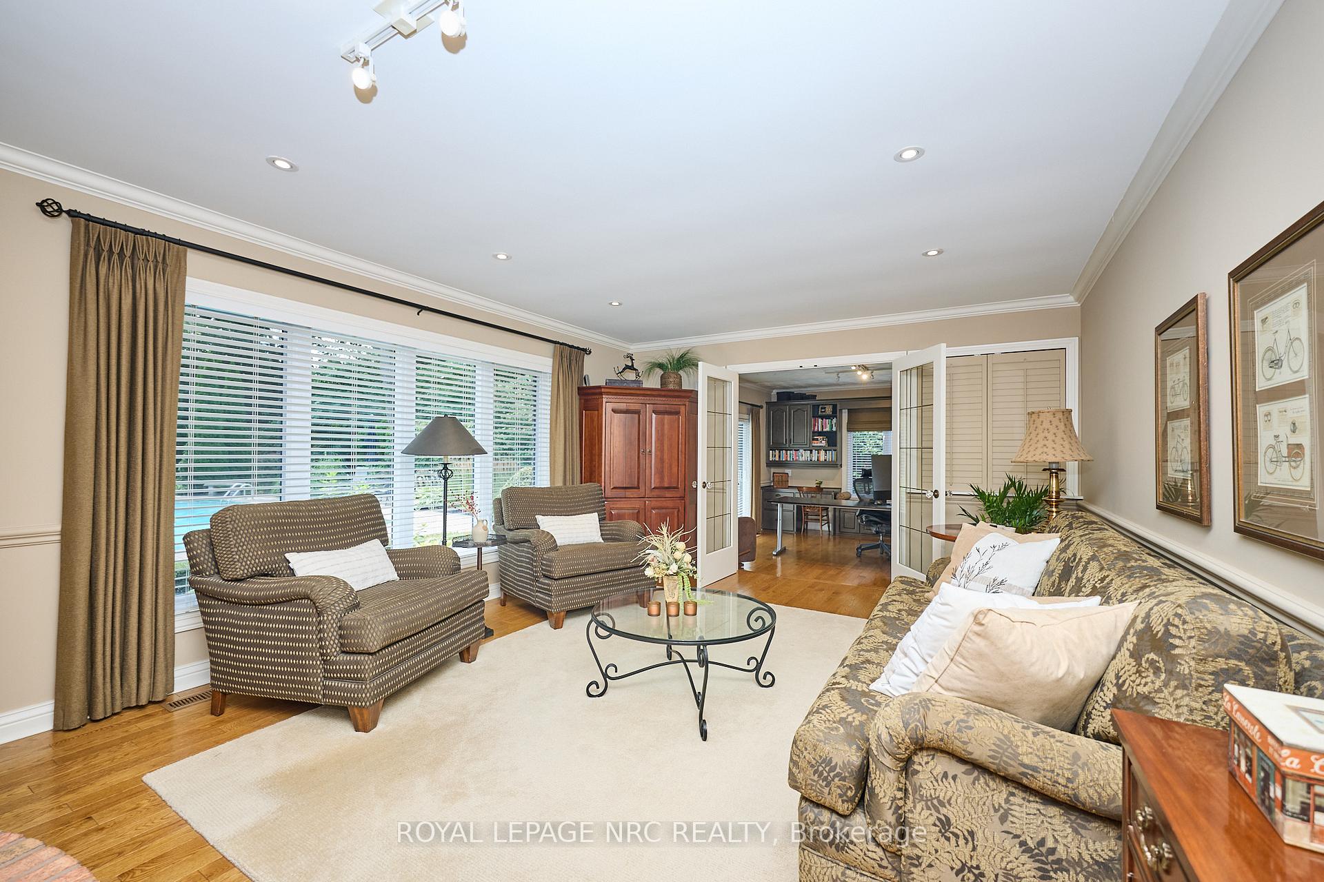 Photo 17 of 14 Shorthill Place, Pelham, Fonthill — HOMEH