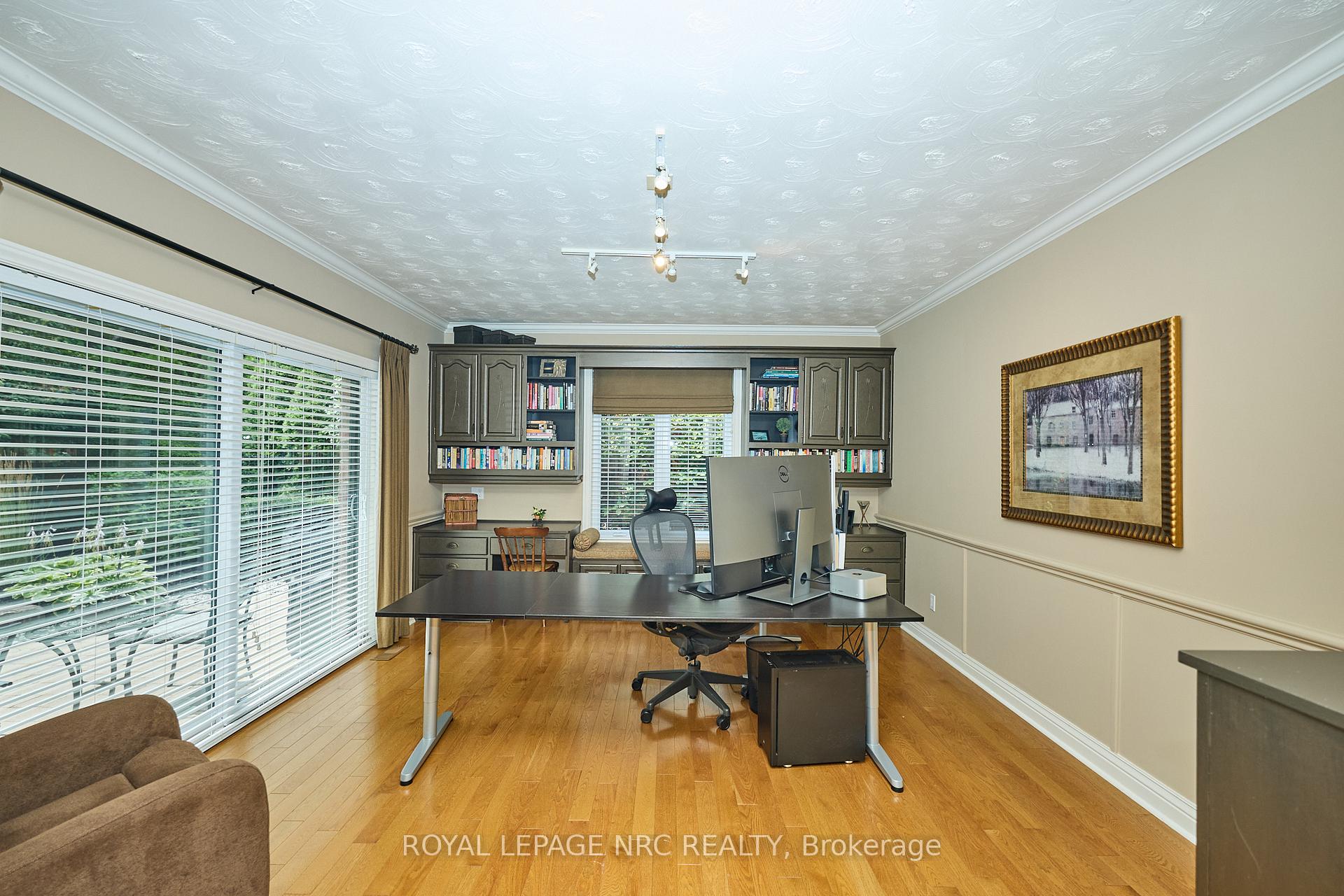 Photo 18 of 14 Shorthill Place, Pelham, Fonthill — HOMEH
