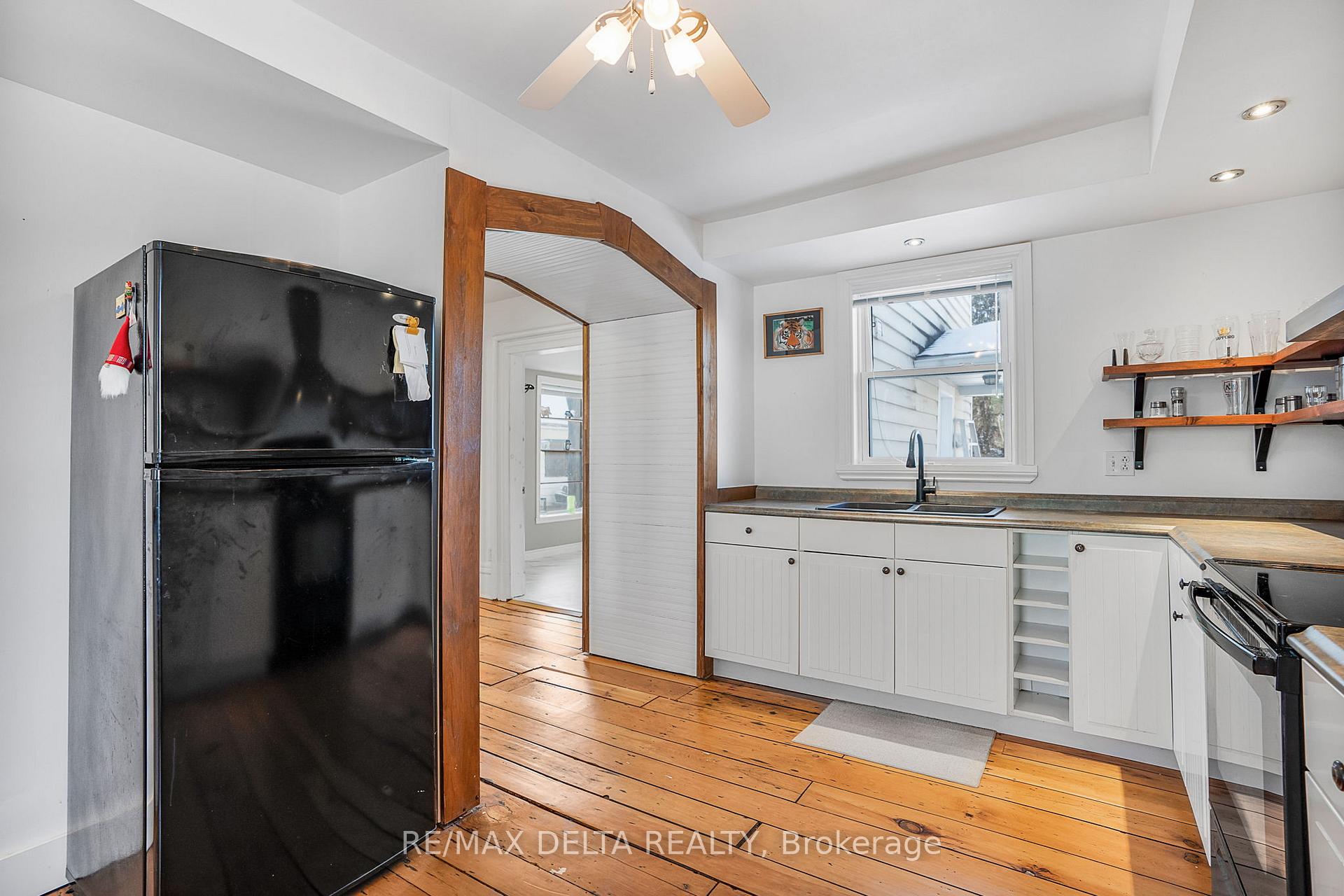 Photo 10 of 76 Main Street N, North Glengarry, Alexandria — HOMEH