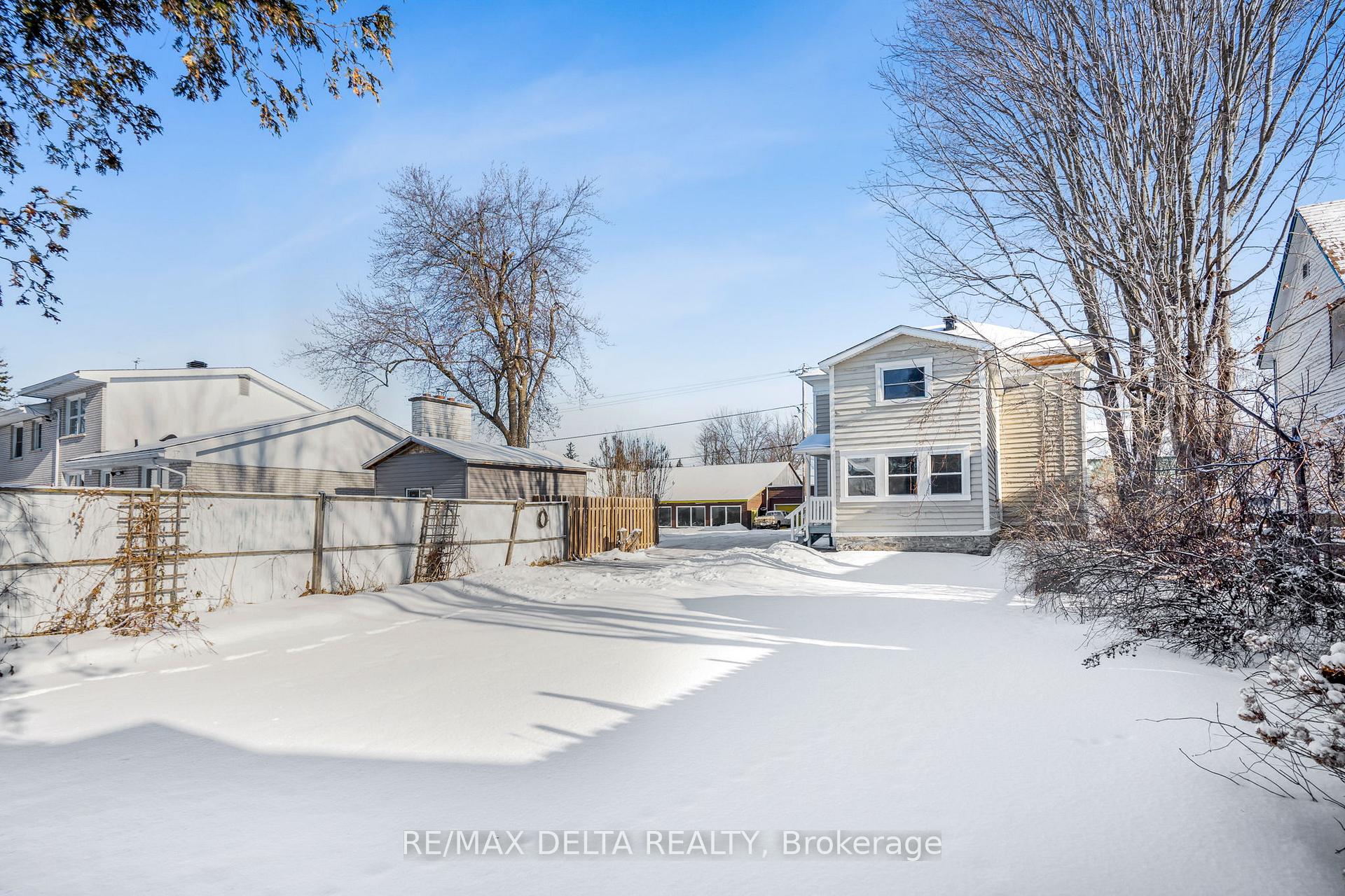 Photo 29 of 76 Main Street N, North Glengarry, Alexandria — HOMEH