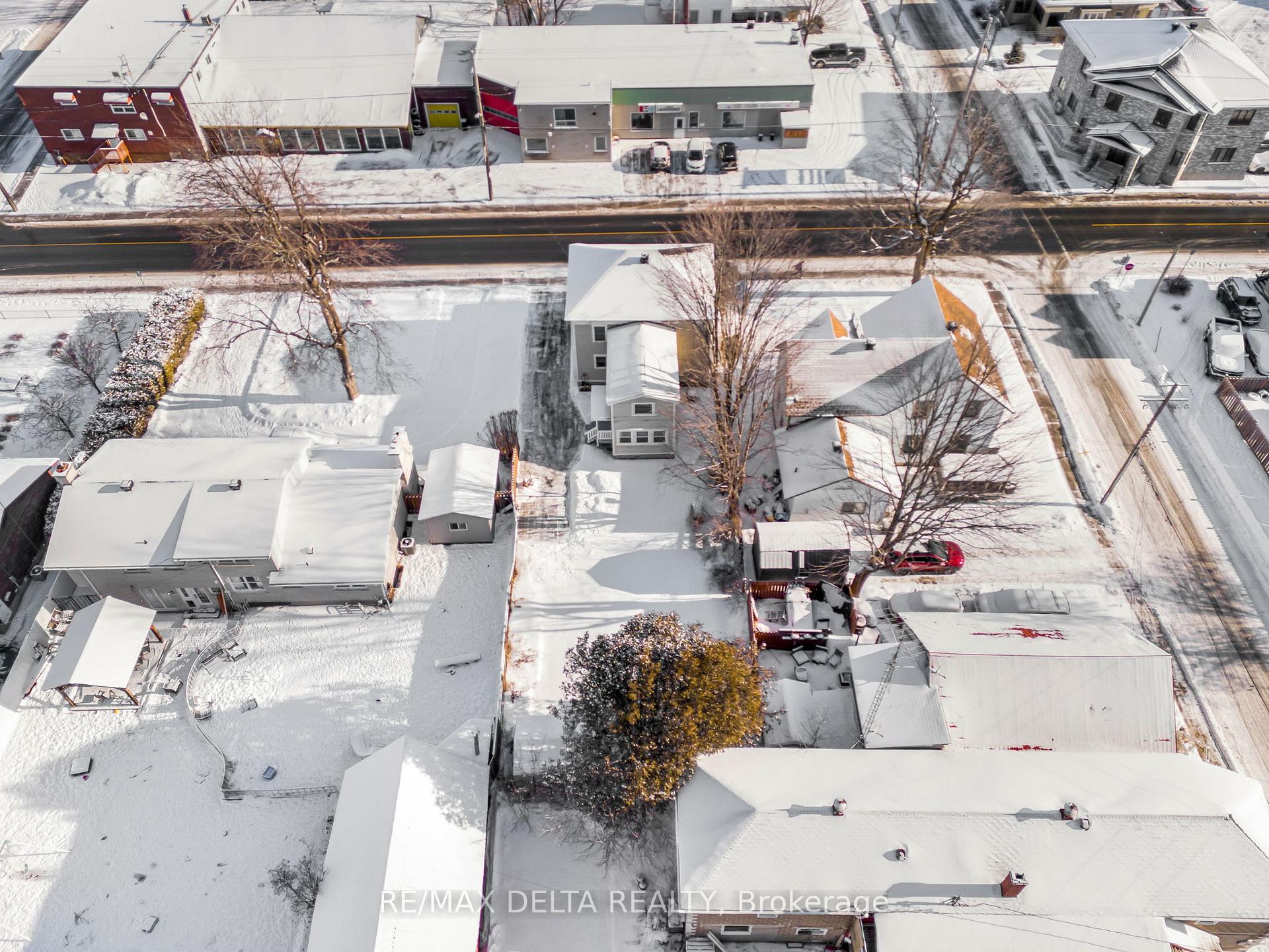 Photo 31 of 76 Main Street N, North Glengarry, Alexandria — HOMEH