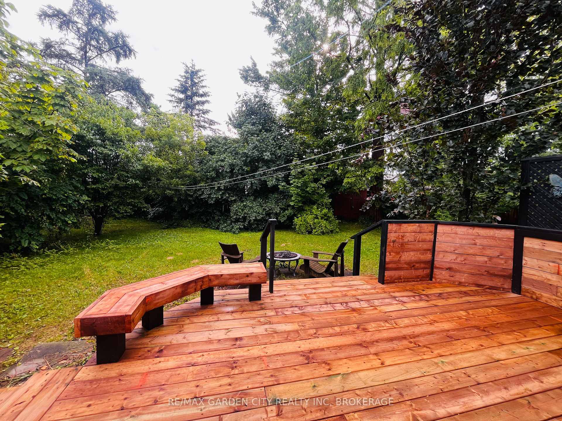 Photo 3 of 8390 Breadner Crescent, Niagara Falls, Chippawa — HOMEH