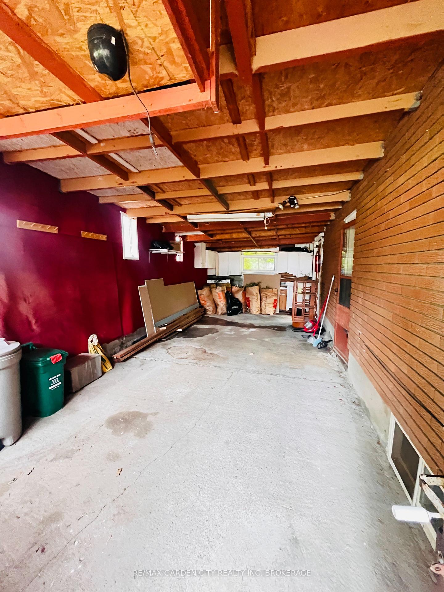 Photo 15 of 8390 Breadner Crescent, Niagara Falls, Chippawa — HOMEH