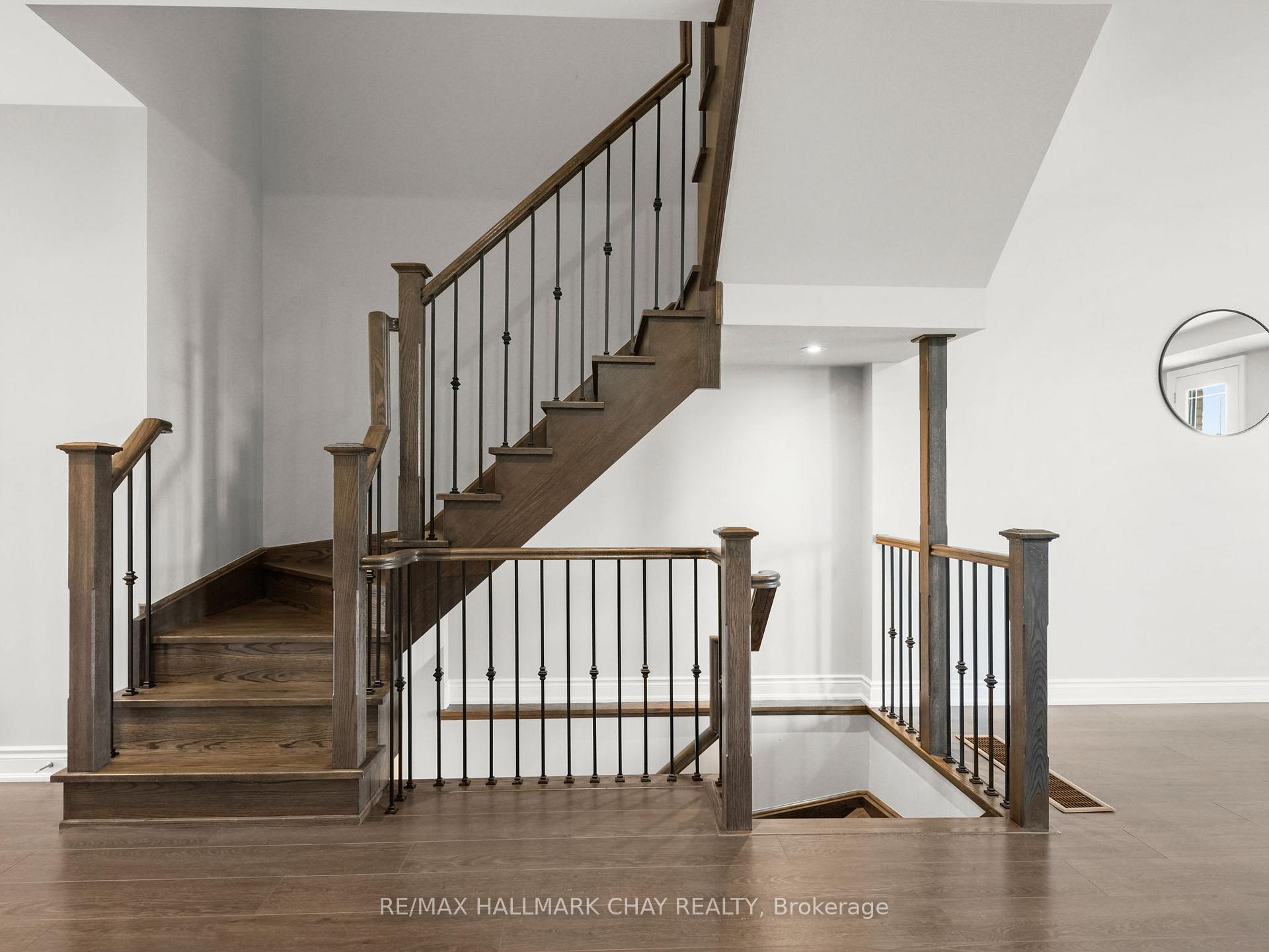 Photo 6 of 135 Walker Boulevard, New Tecumseth, Alliston — HOMEH