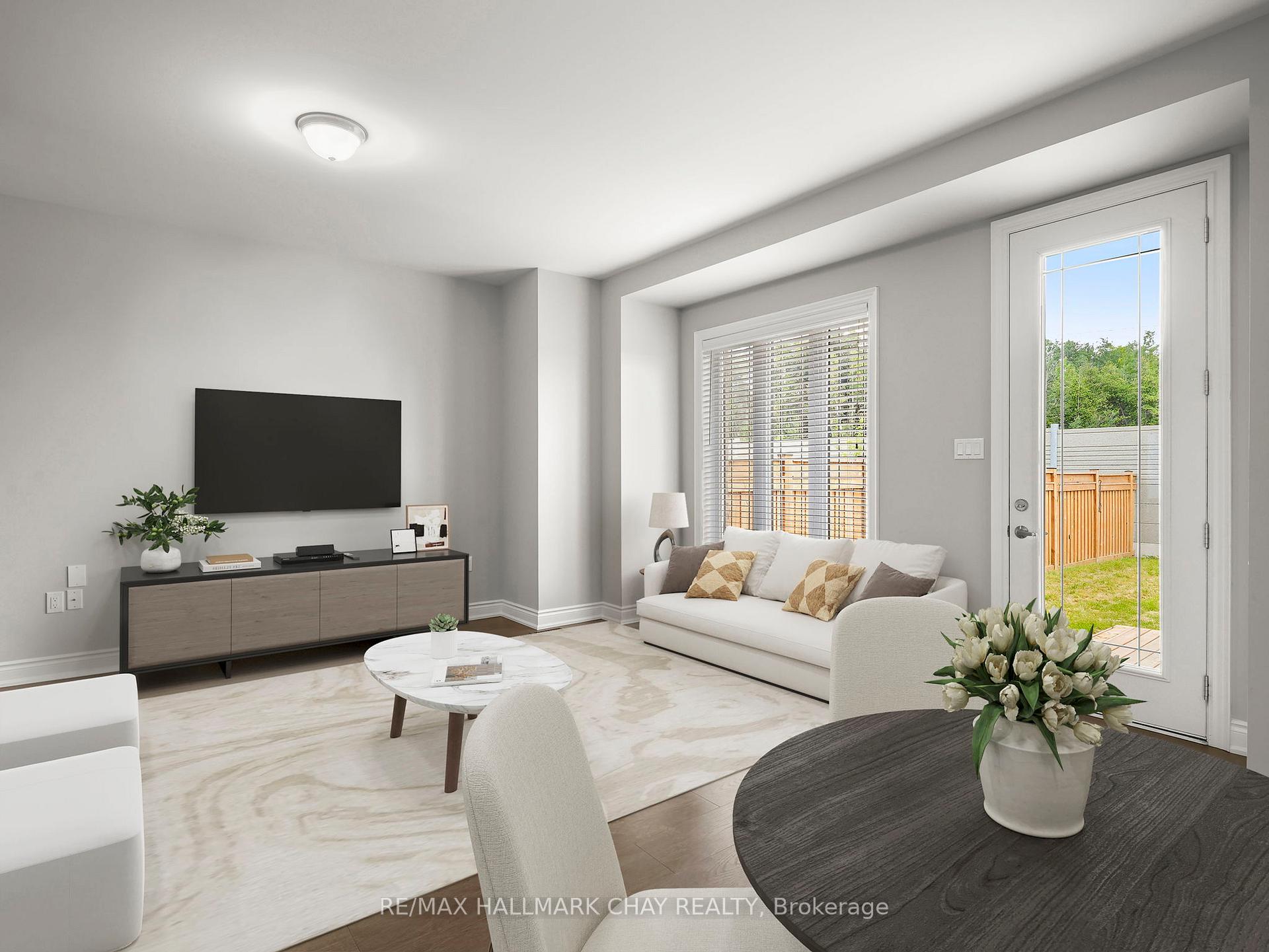 Photo 17 of 135 Walker Boulevard, New Tecumseth, Alliston — HOMEH