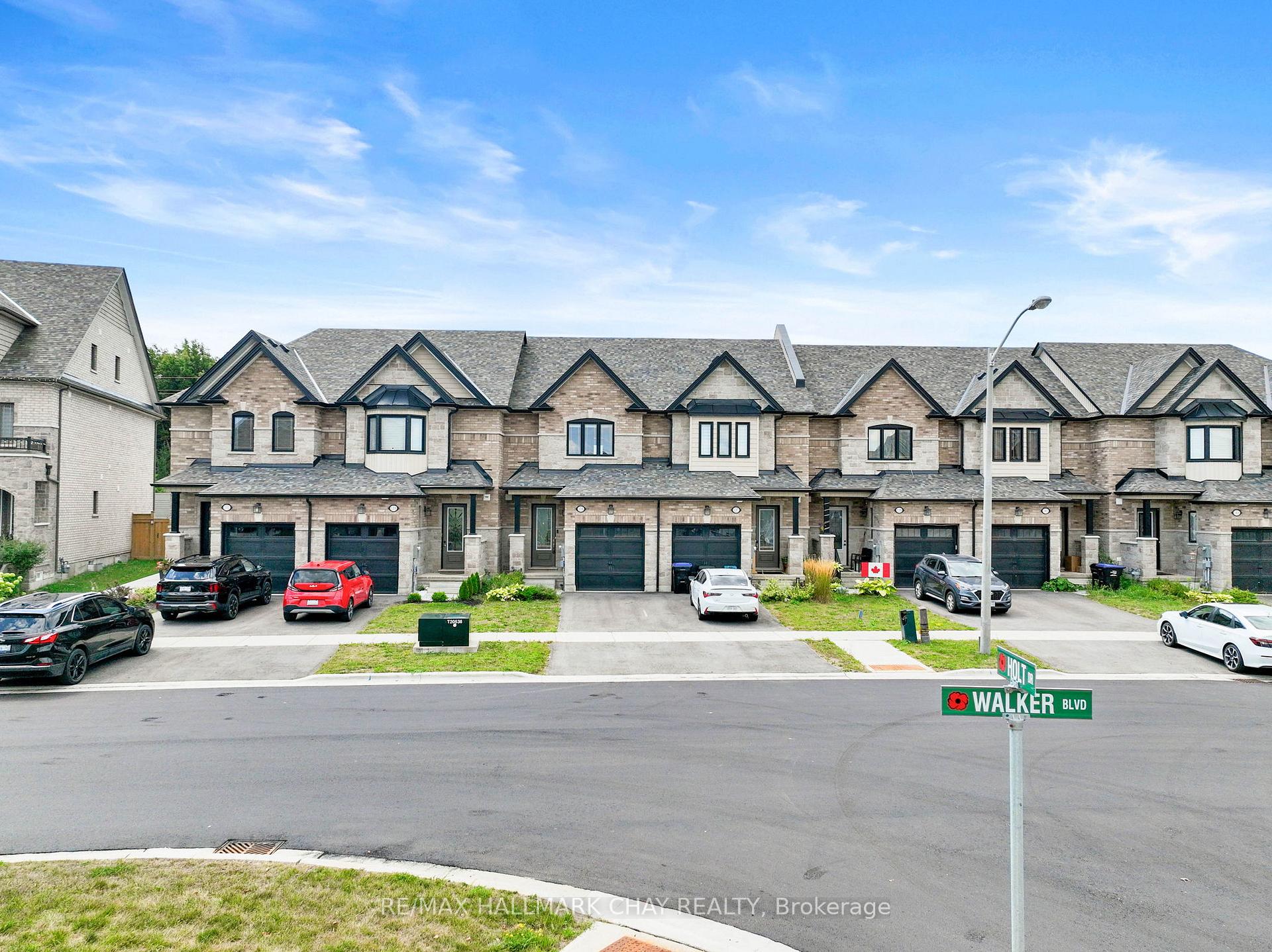 Photo 37 of 135 Walker Boulevard, New Tecumseth, Alliston — HOMEH