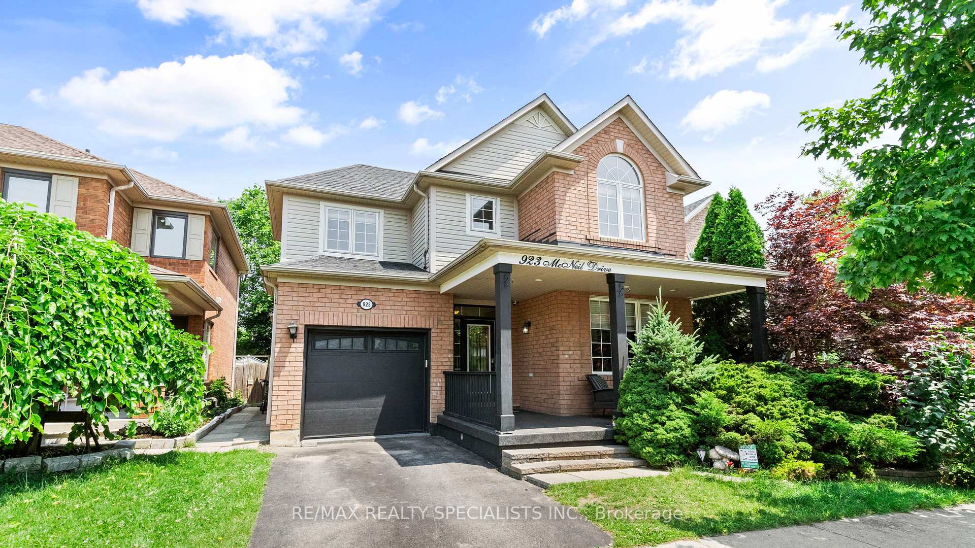 Front of 923 McNeil Drive