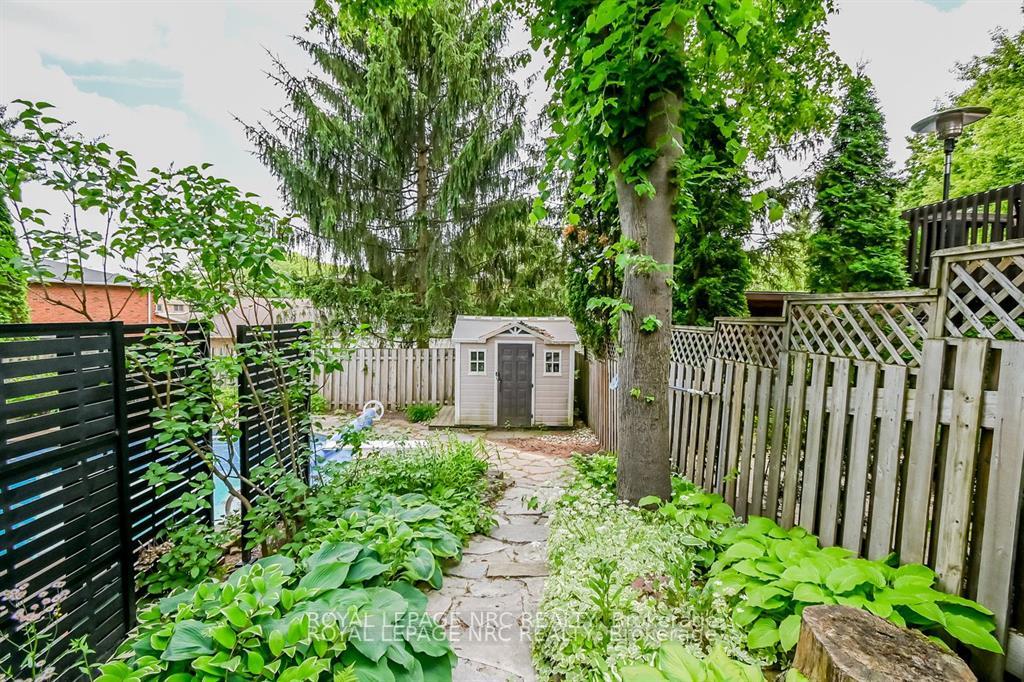 Photo 45 of 11 Forest Hill Crescent, Pelham, Fonthill — HOMEH