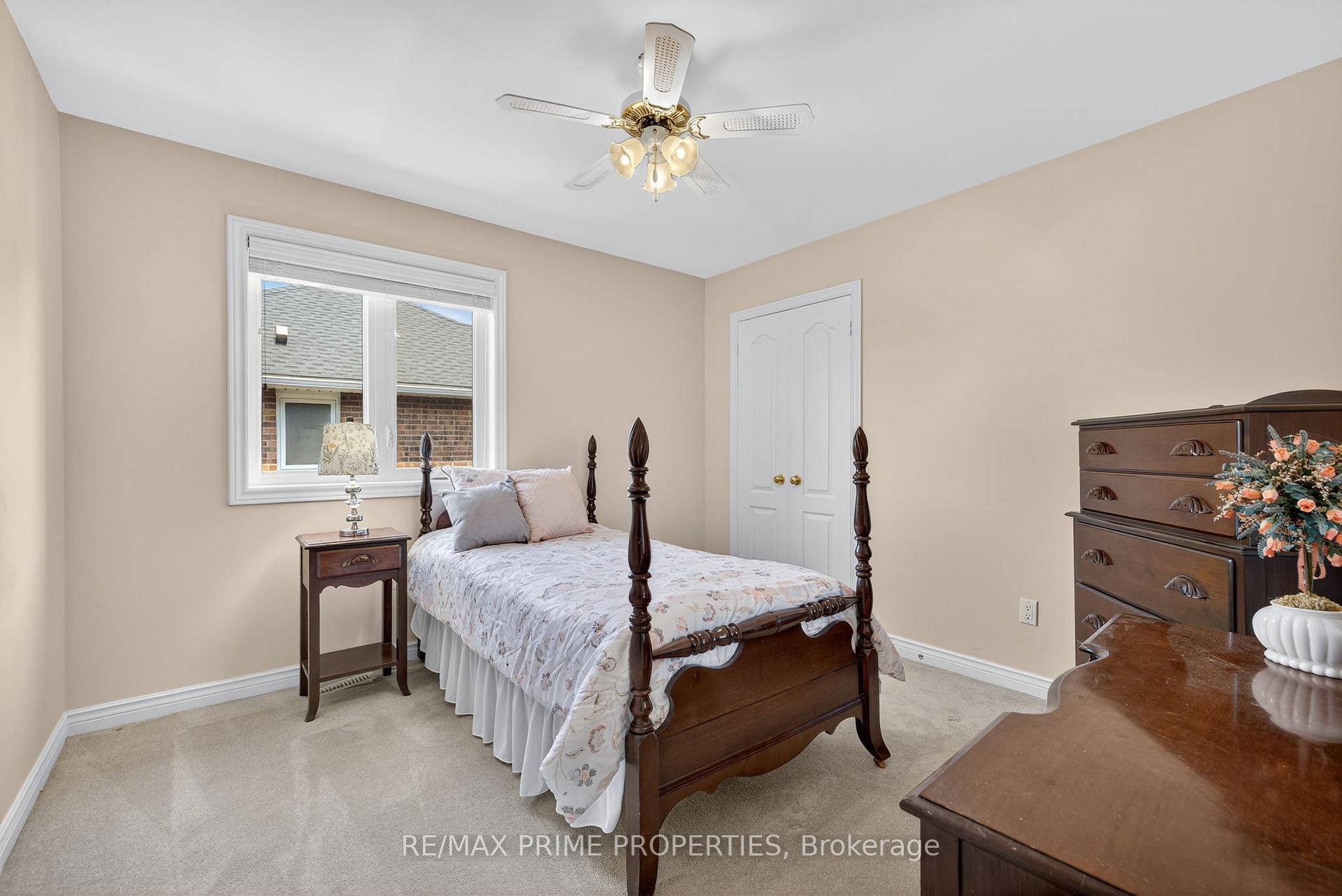 Photo 21 of 396 Devanjan Circle, Newmarket, Gorham-College Manor — HOMEH