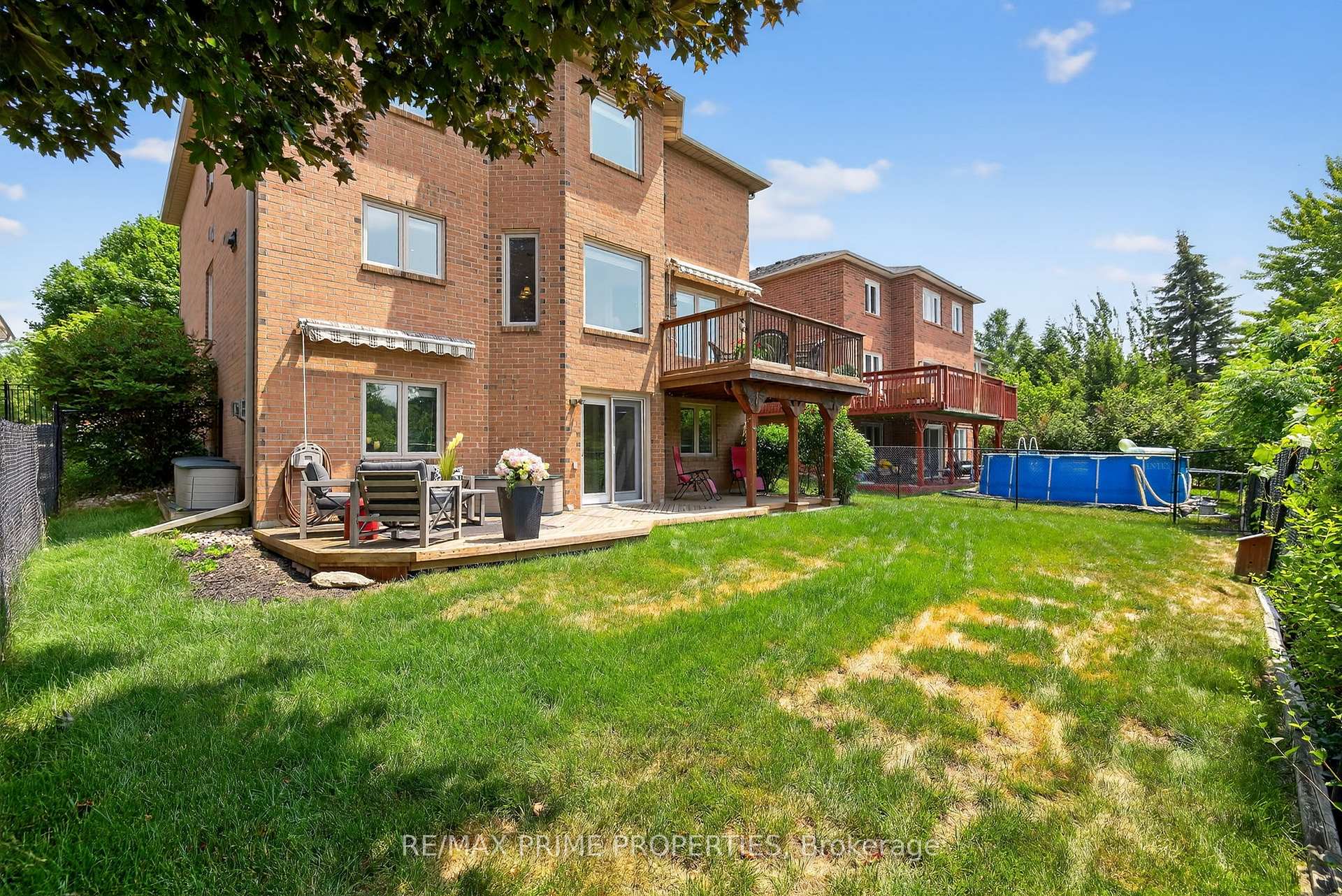 Photo 46 of 396 Devanjan Circle, Newmarket, Gorham-College Manor — HOMEH