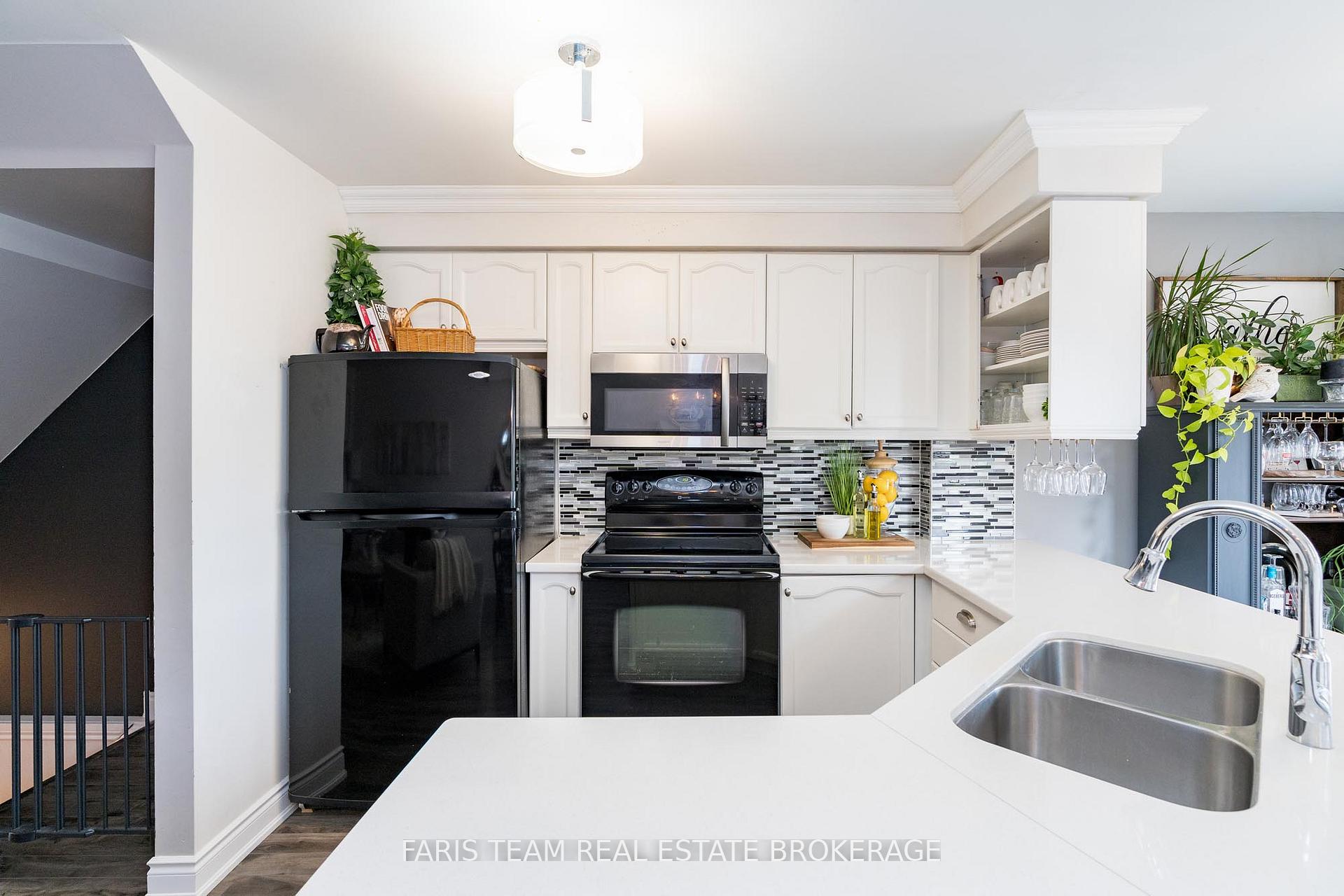Photo 3 of 50 Smith Street, New Tecumseth, Alliston — HOMEH