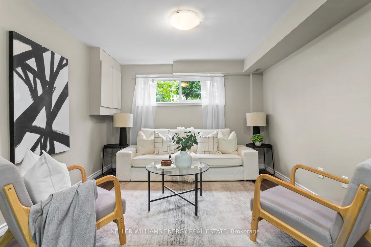 Photo 5 of Unit Lower, 929 Southdown Drive, Oshawa, Donevan — HOMEH