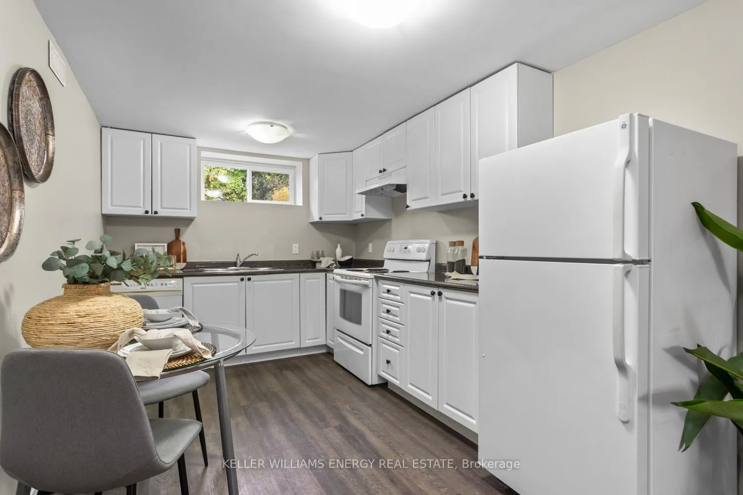 Photo 9 of Unit Lower, 929 Southdown Drive, Oshawa, Donevan — HOMEH