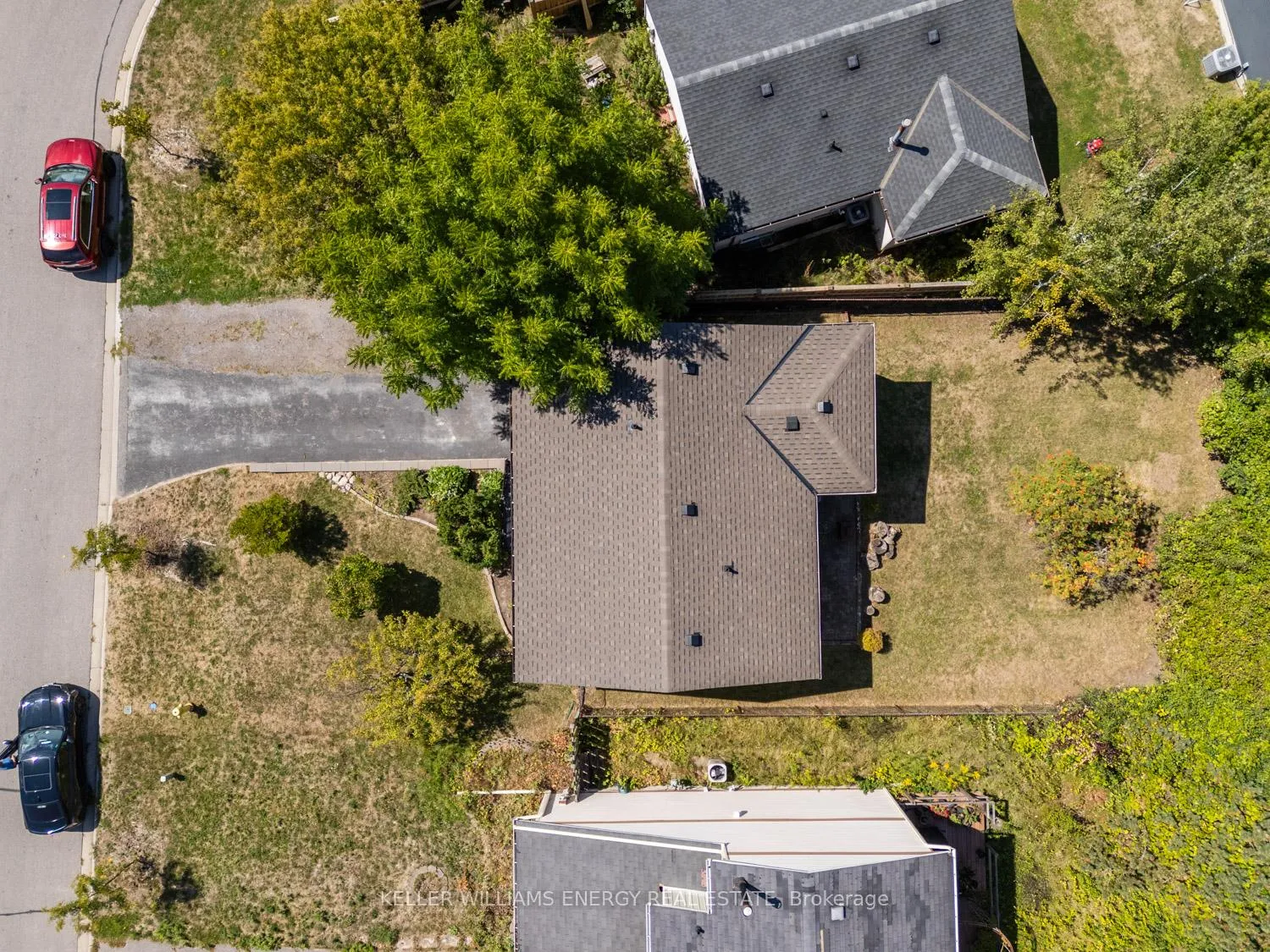 Photo 17 of Unit Lower, 929 Southdown Drive, Oshawa, Donevan — HOMEH
