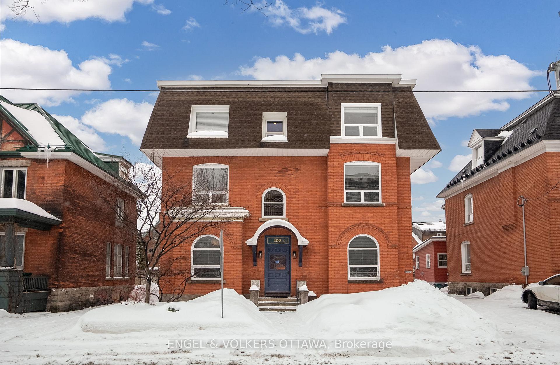 Front of Unit 2, 120 Lewis Street