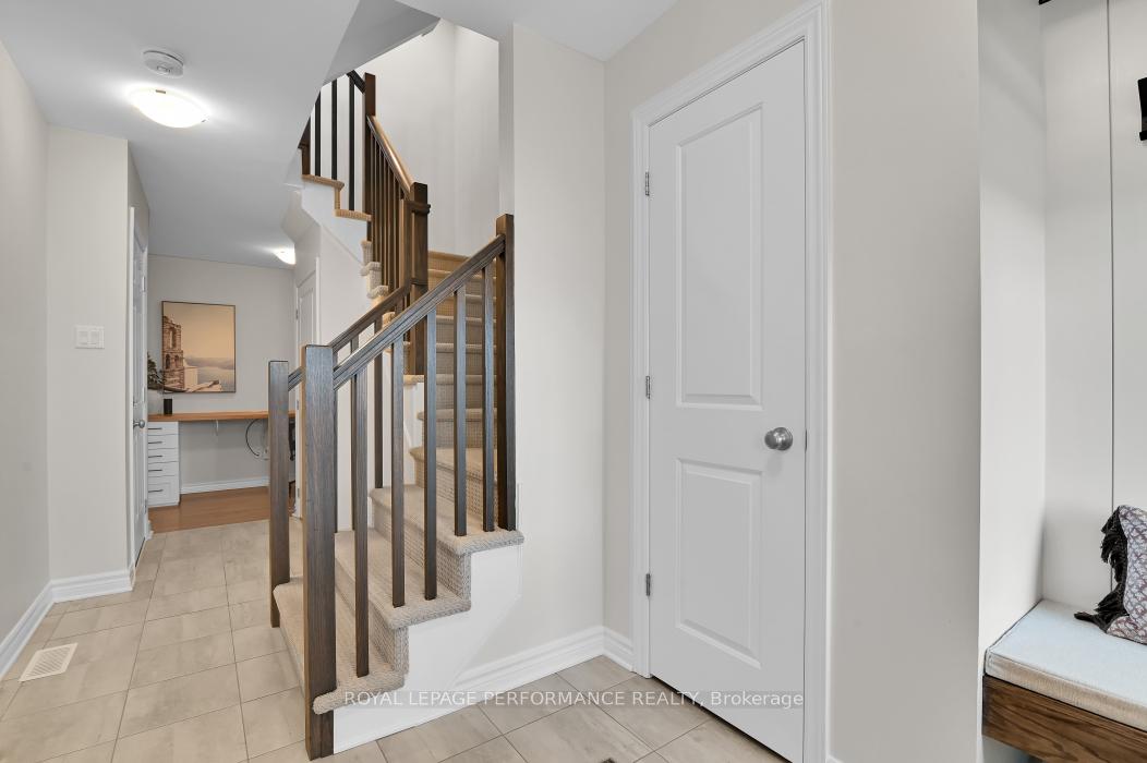 Photo 3 of 22 Verglas Lane, Ottawa, Mer Bleue/Bradley Estates/Anderson Park — HOMEH