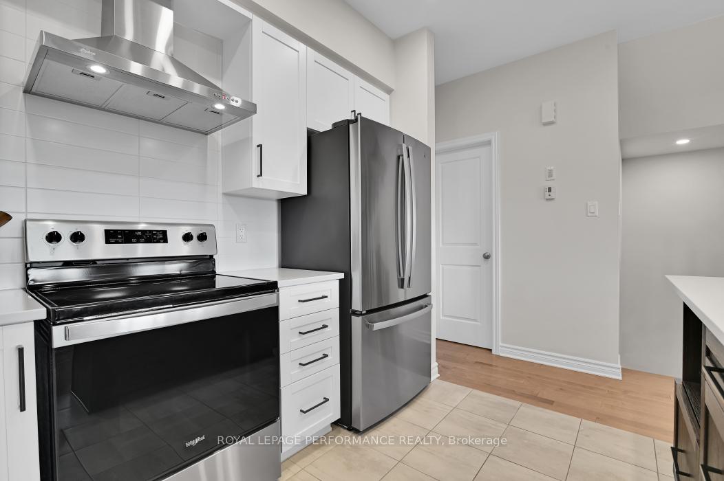 Photo 9 of 22 Verglas Lane, Ottawa, Mer Bleue/Bradley Estates/Anderson Park — HOMEH