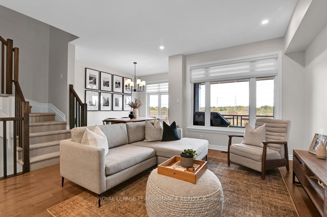 Photo 10 of 22 Verglas Lane, Ottawa, Mer Bleue/Bradley Estates/Anderson Park — HOMEH