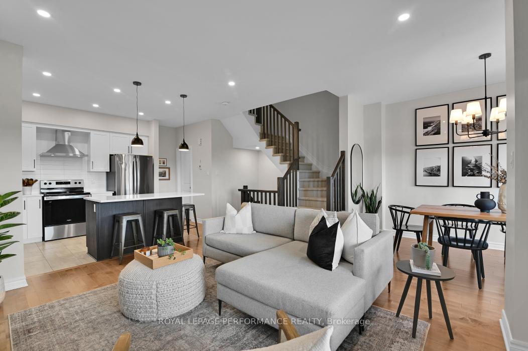 Photo 12 of 22 Verglas Lane, Ottawa, Mer Bleue/Bradley Estates/Anderson Park — HOMEH
