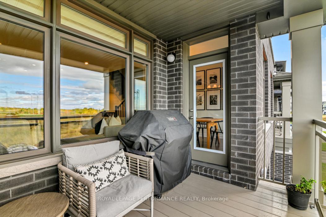 Photo 17 of 22 Verglas Lane, Ottawa, Mer Bleue/Bradley Estates/Anderson Park — HOMEH