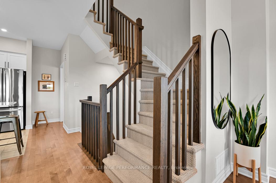 Photo 18 of 22 Verglas Lane, Ottawa, Mer Bleue/Bradley Estates/Anderson Park — HOMEH
