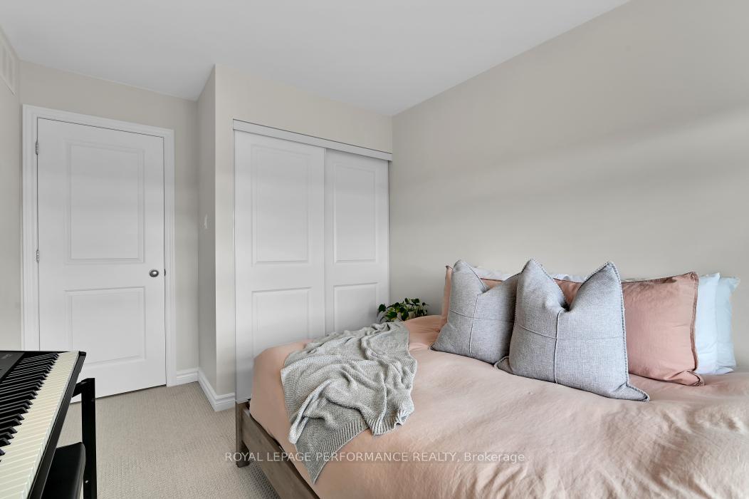 Photo 26 of 22 Verglas Lane, Ottawa, Mer Bleue/Bradley Estates/Anderson Park — HOMEH