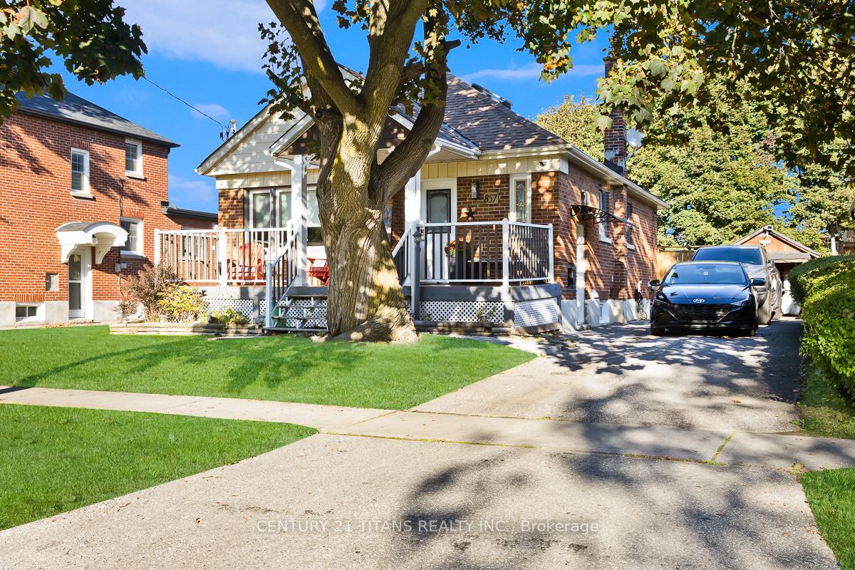 Photo 2 of 857 Masson Street, Oshawa, Centennial — HOMEH
