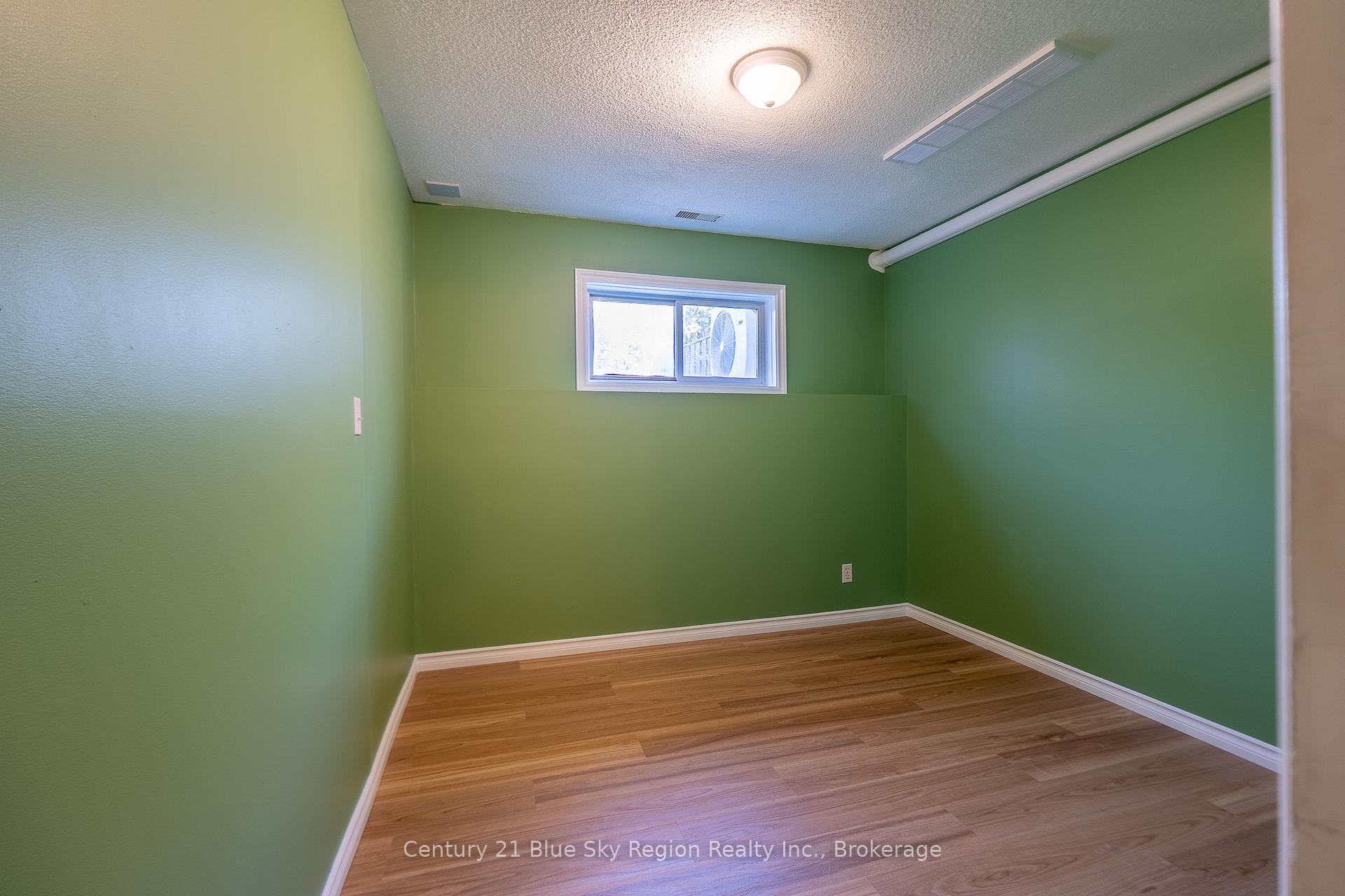 Photo 23 of 229 Labreche Drive, North Bay, Ferris — HOMEH