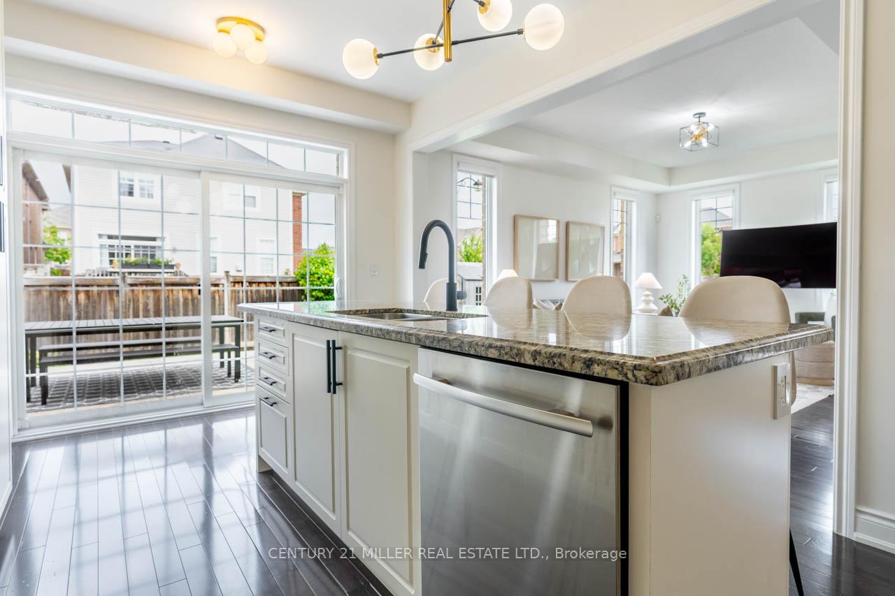 Photo 10 of 373 Kincardine Terrace, Milton, Scott — HOMEH