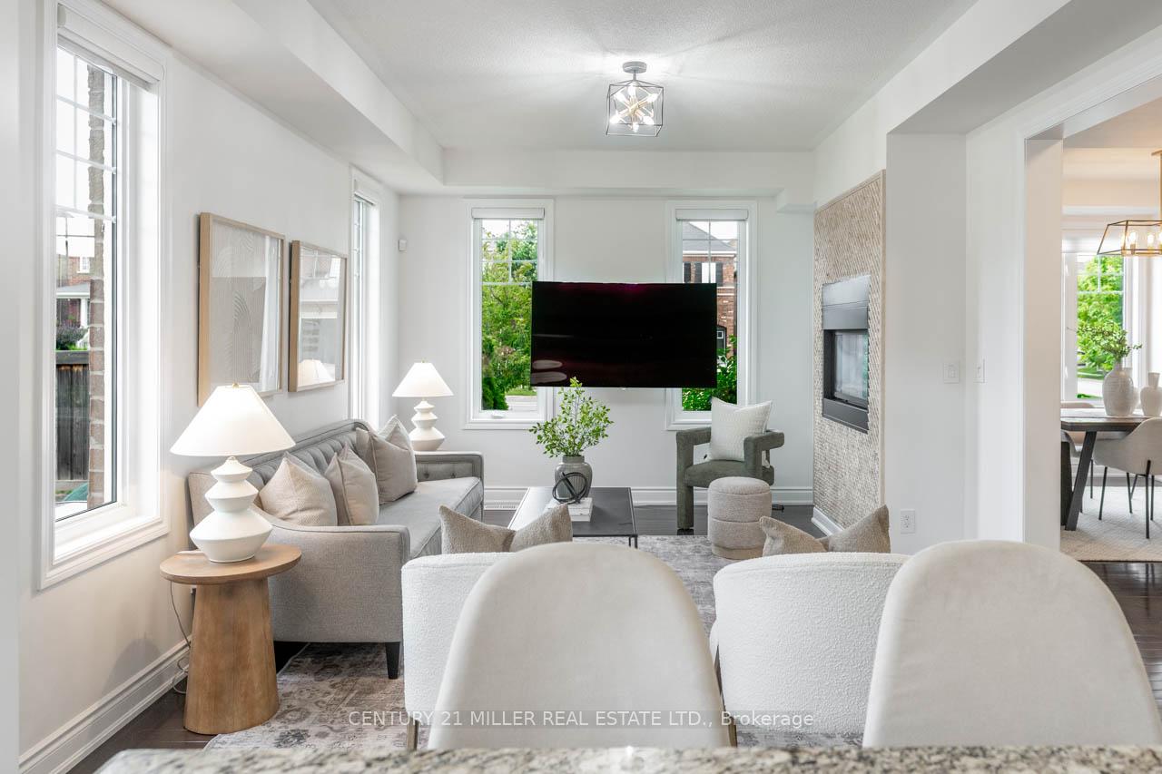 Photo 7 of 373 Kincardine Terrace, Milton, Scott — HOMEH
