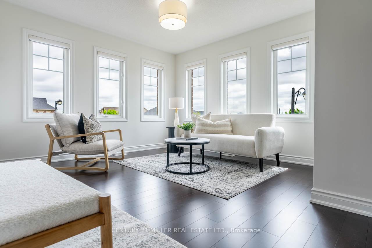 Photo 26 of 373 Kincardine Terrace, Milton, Scott — HOMEH