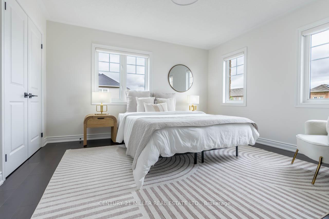 Photo 18 of 373 Kincardine Terrace, Milton, Scott — HOMEH