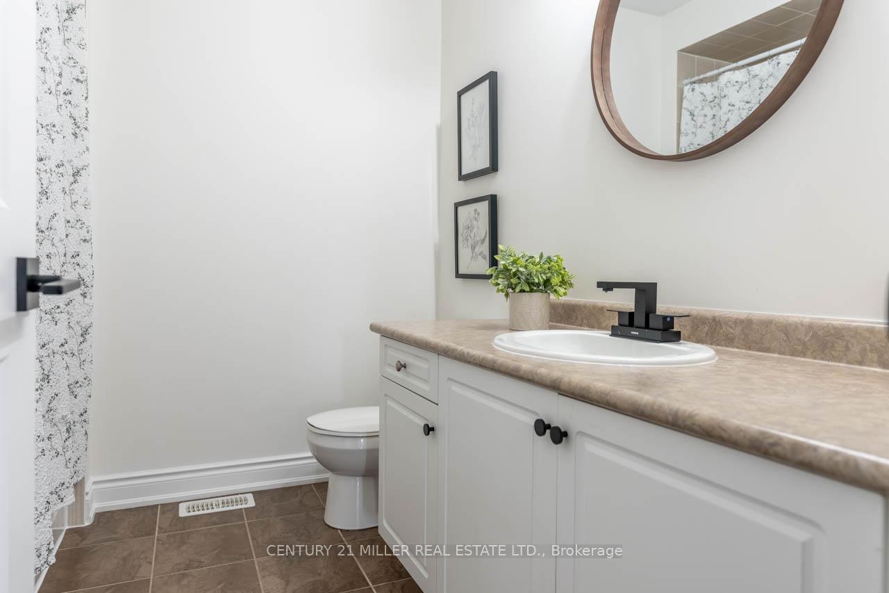 Photo 13 of 373 Kincardine Terrace, Milton, Scott — HOMEH