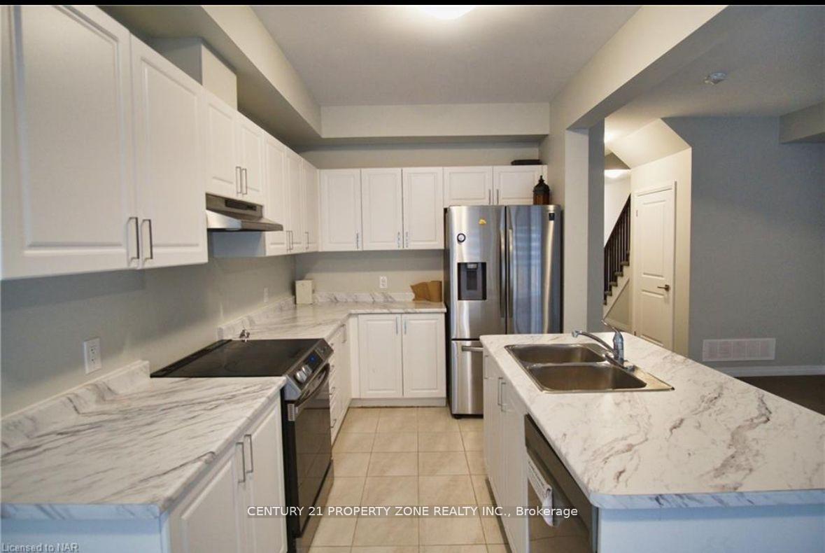 Photo 4 of 4891 Pettit Avenue, Niagara Falls, Morrison — HOMEH
