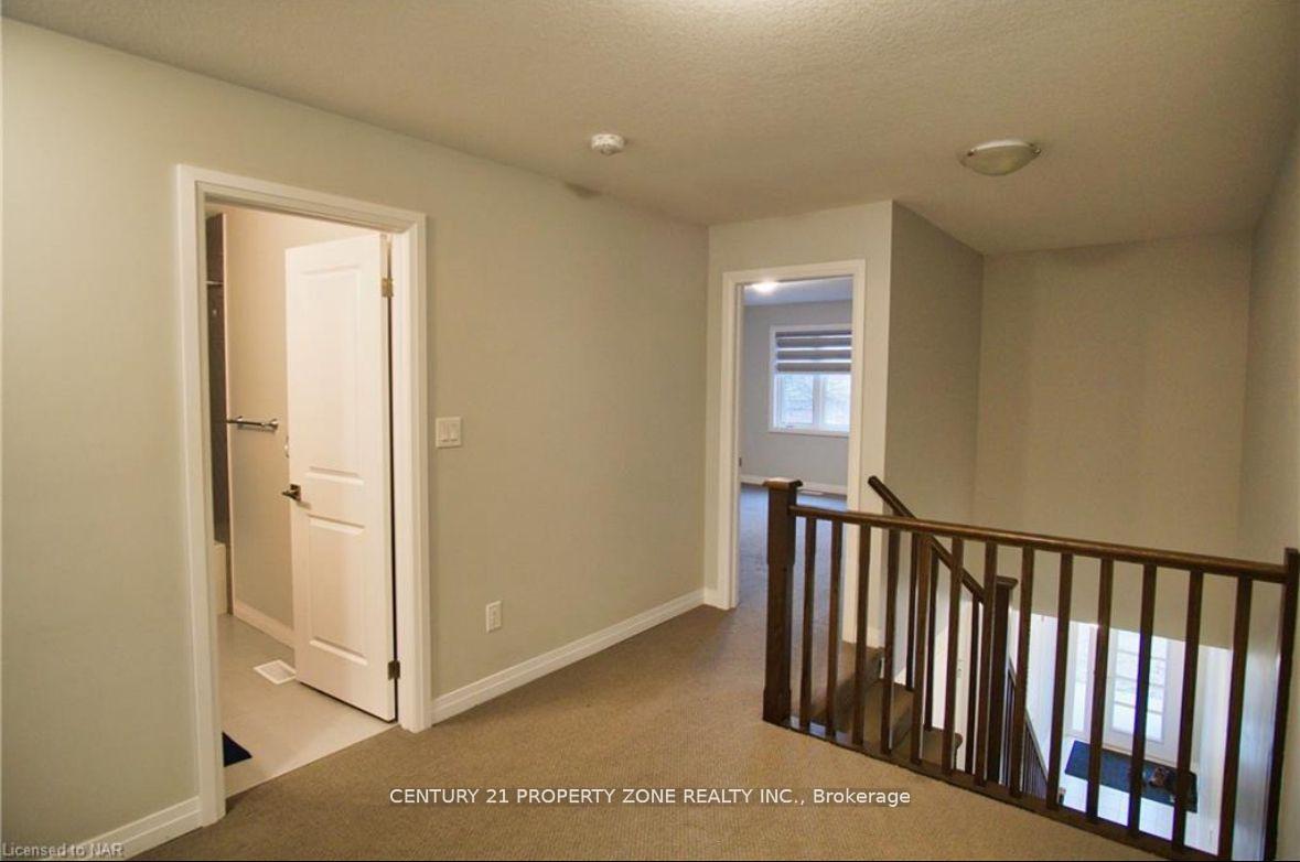 Photo 9 of 4891 Pettit Avenue, Niagara Falls, Morrison — HOMEH