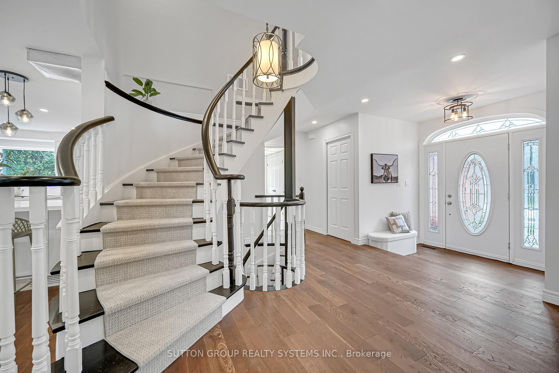 Photo 6 of 1280 Springwood Crescent, Oakville, Glen Abbey — HOMEH