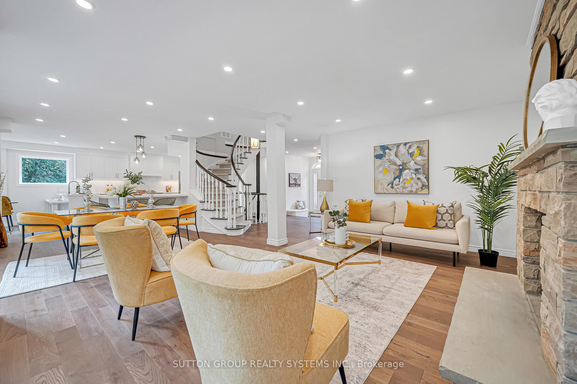 Photo 11 of 1280 Springwood Crescent, Oakville, Glen Abbey — HOMEH