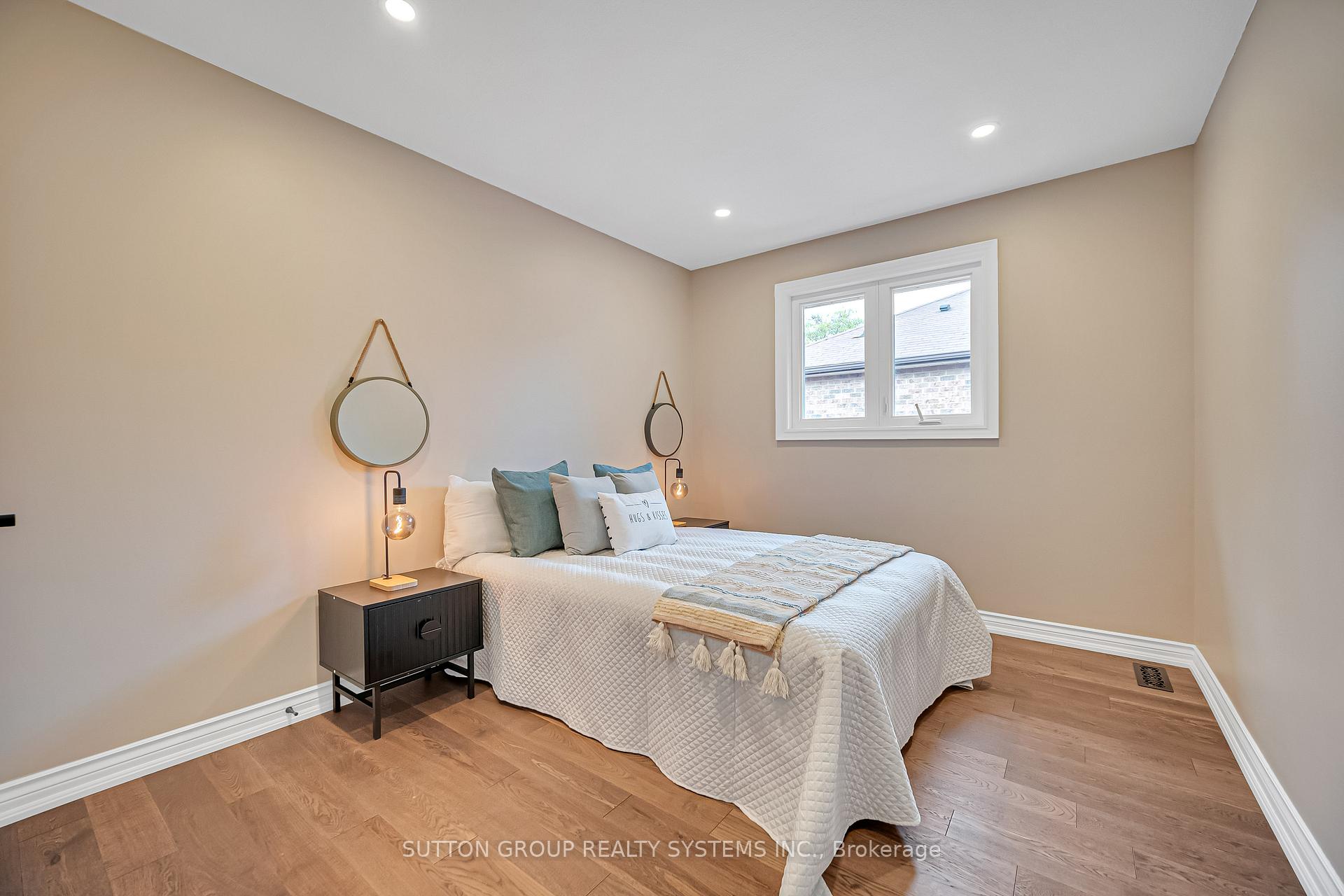 Photo 27 of 1280 Springwood Crescent, Oakville, Glen Abbey — HOMEH