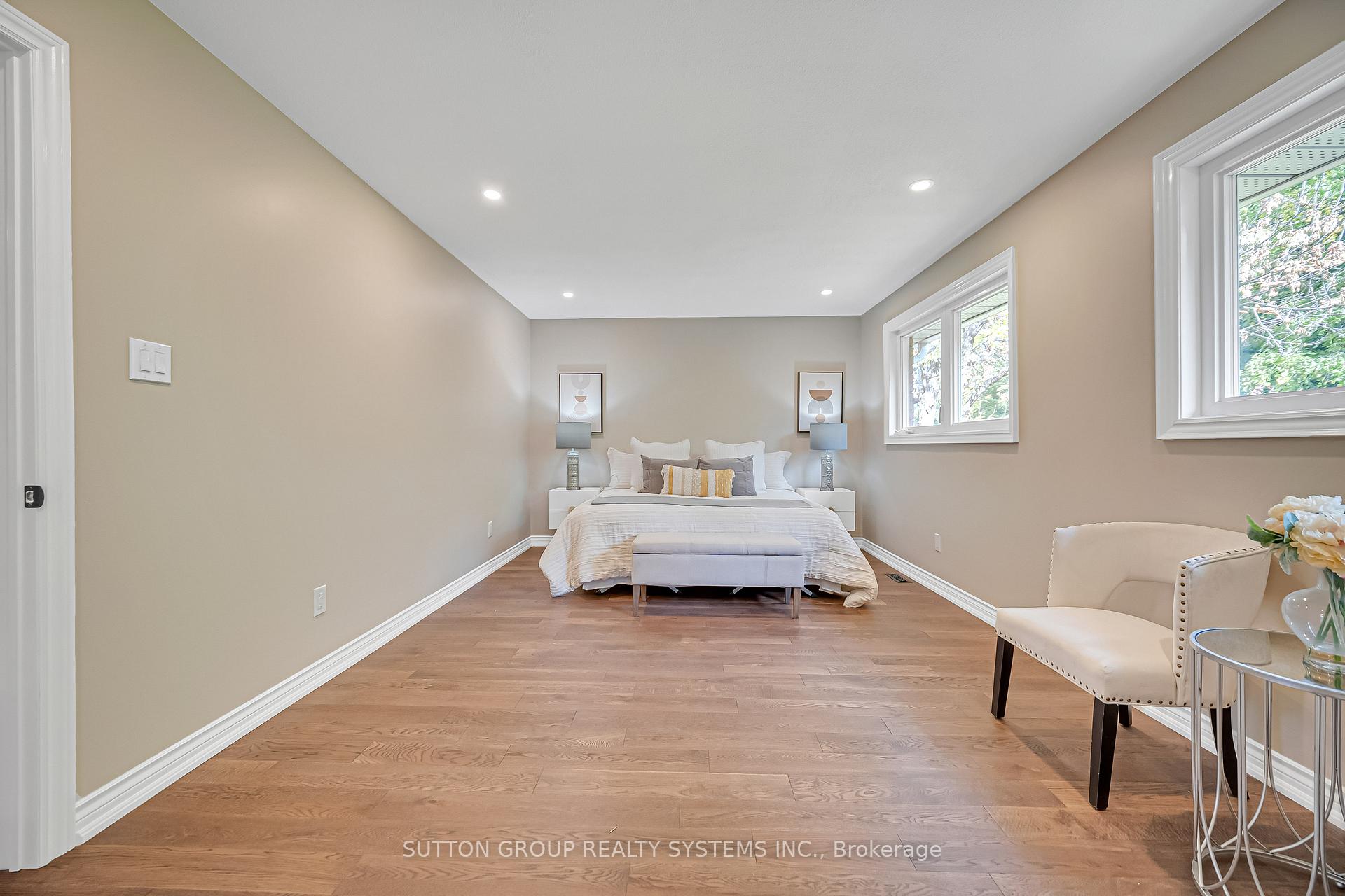 Photo 31 of 1280 Springwood Crescent, Oakville, Glen Abbey — HOMEH