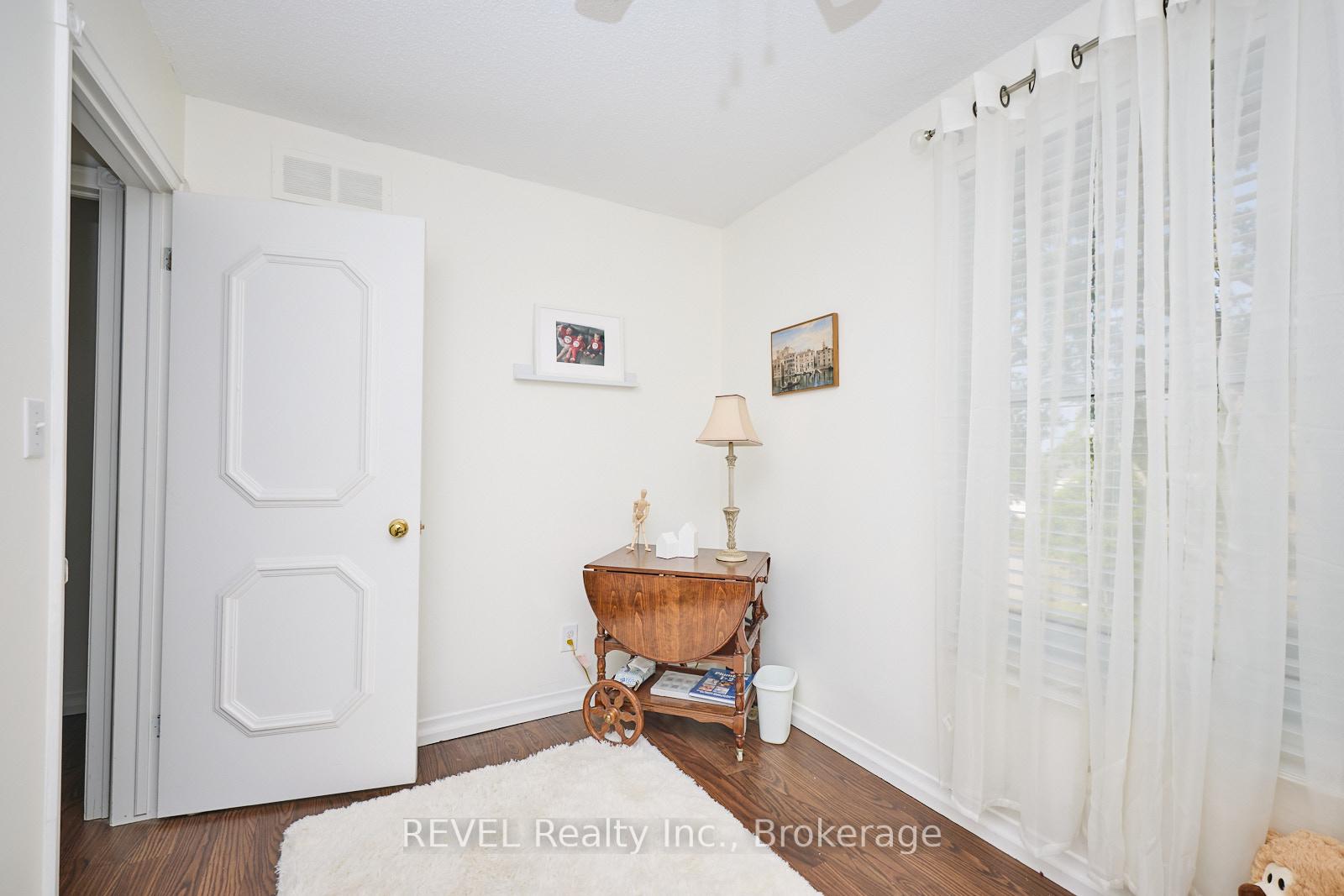 Photo 16 of 6585 Kuhn Crescent, Niagara Falls, West Wood — HOMEH