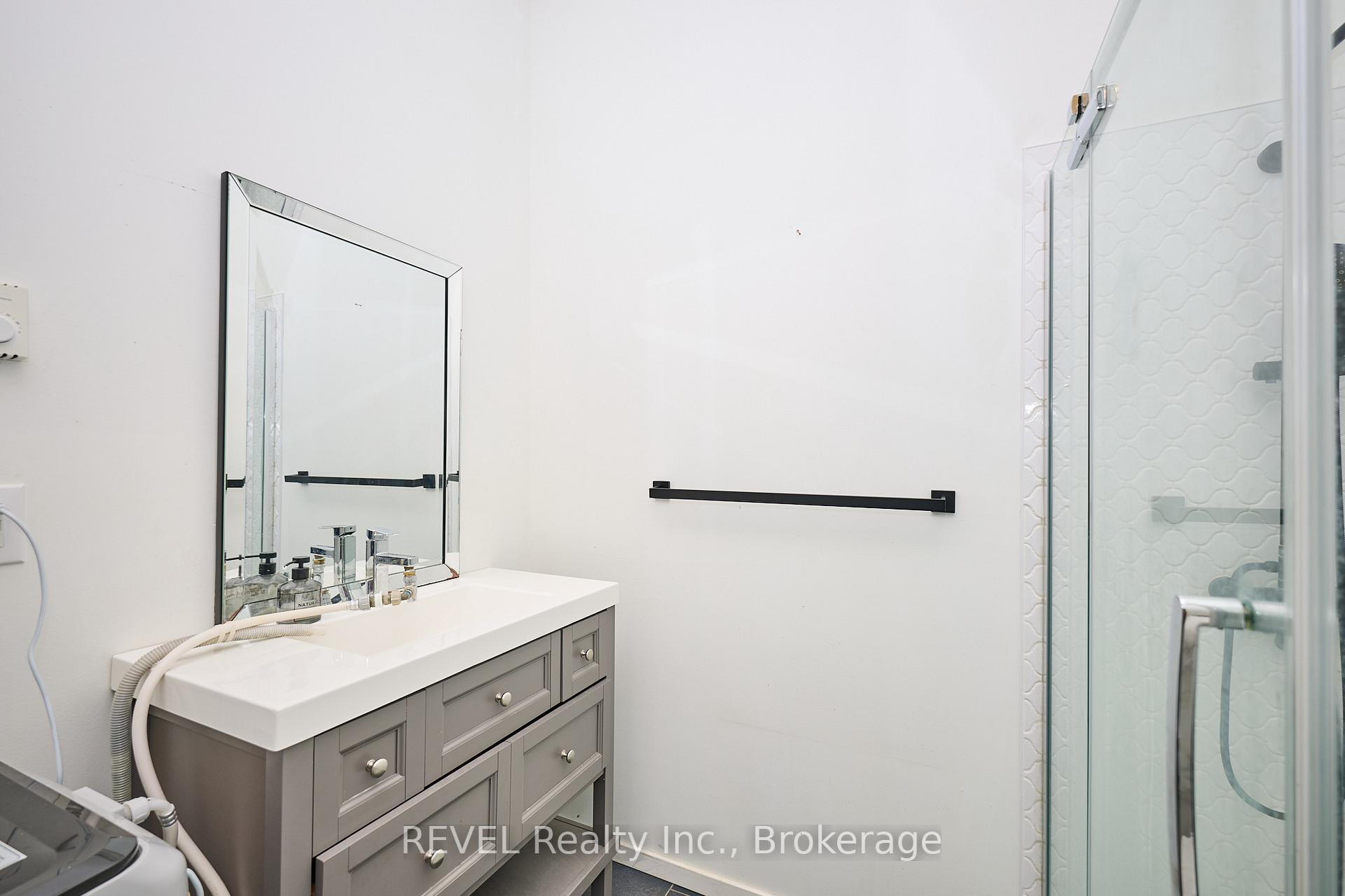 Photo 34 of 6585 Kuhn Crescent, Niagara Falls, West Wood — HOMEH