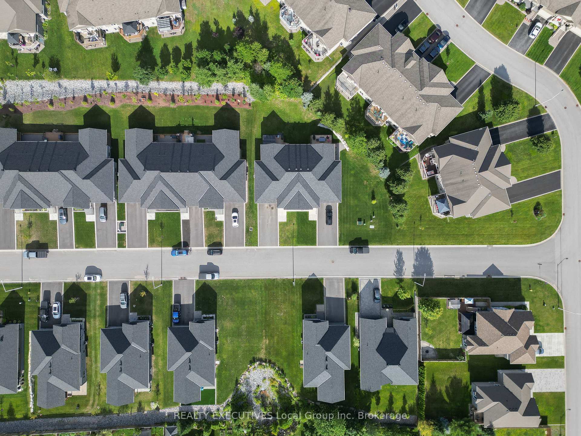 Photo 9 of 6 Silver Maple Lane, North Bay, Airport — HOMEH
