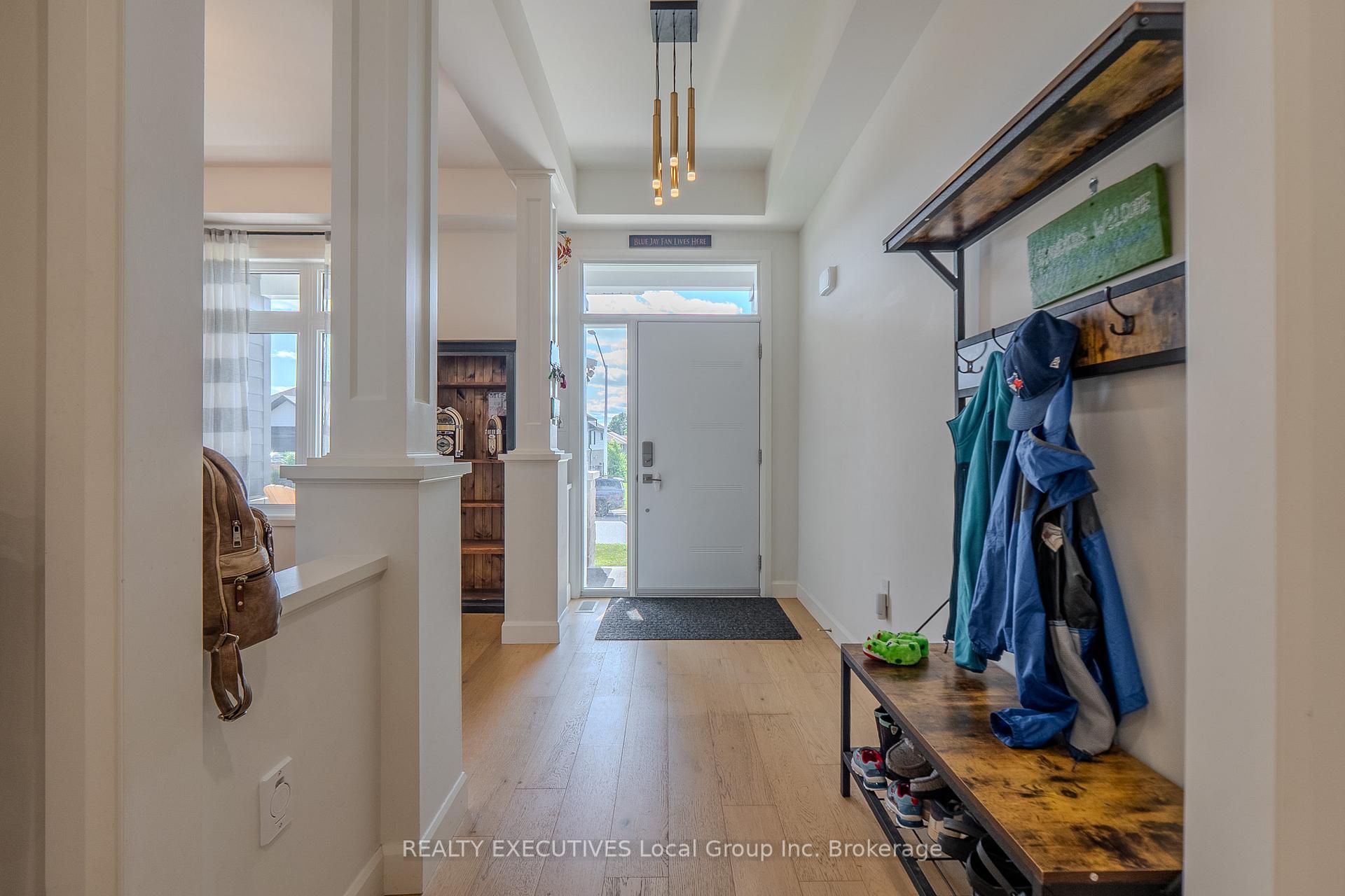 Photo 43 of 6 Silver Maple Lane, North Bay, Airport — HOMEH