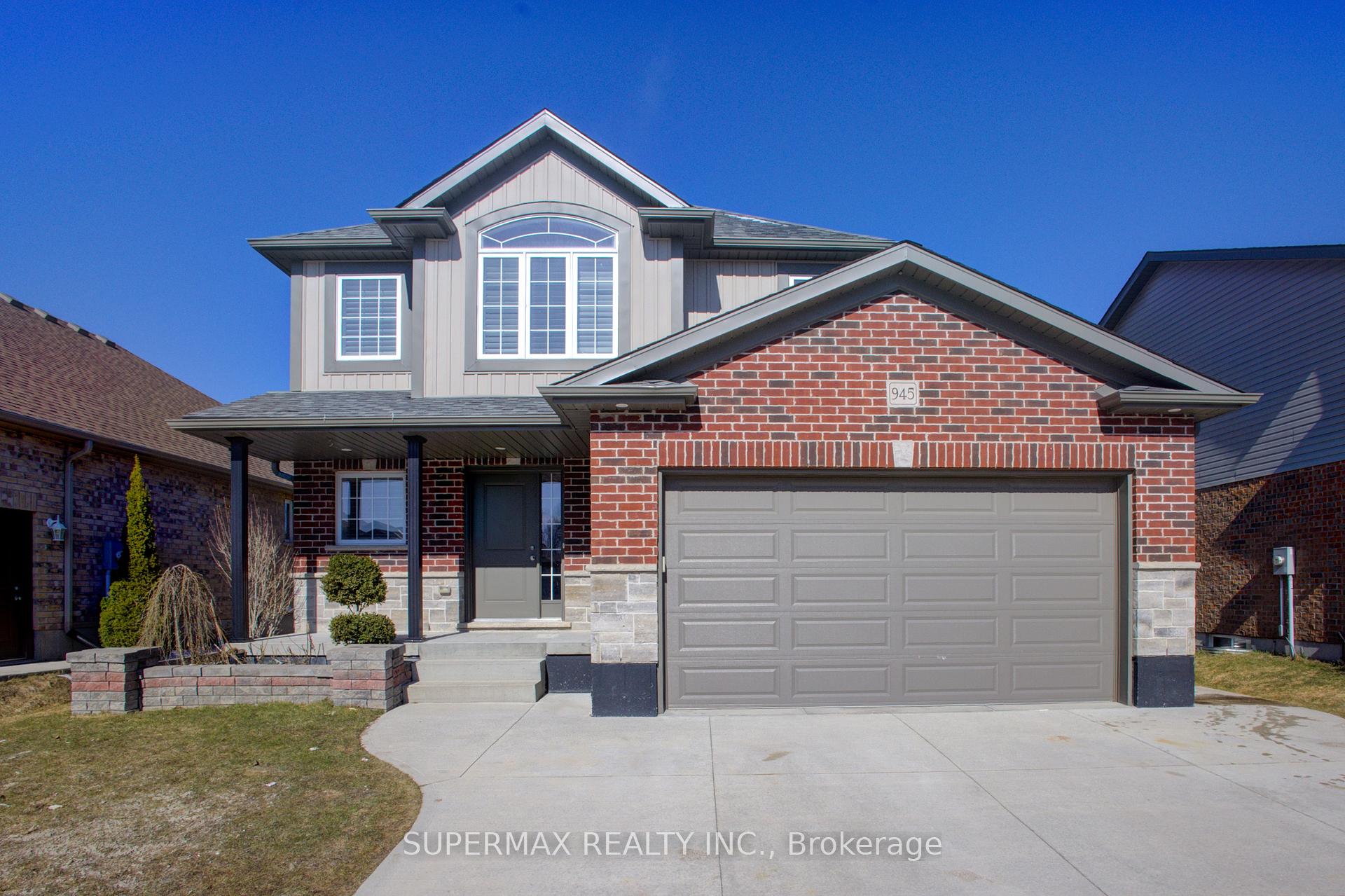 Photo 1 of 945 Reserve Avenue S, North Perth, Listowel — HOMEH