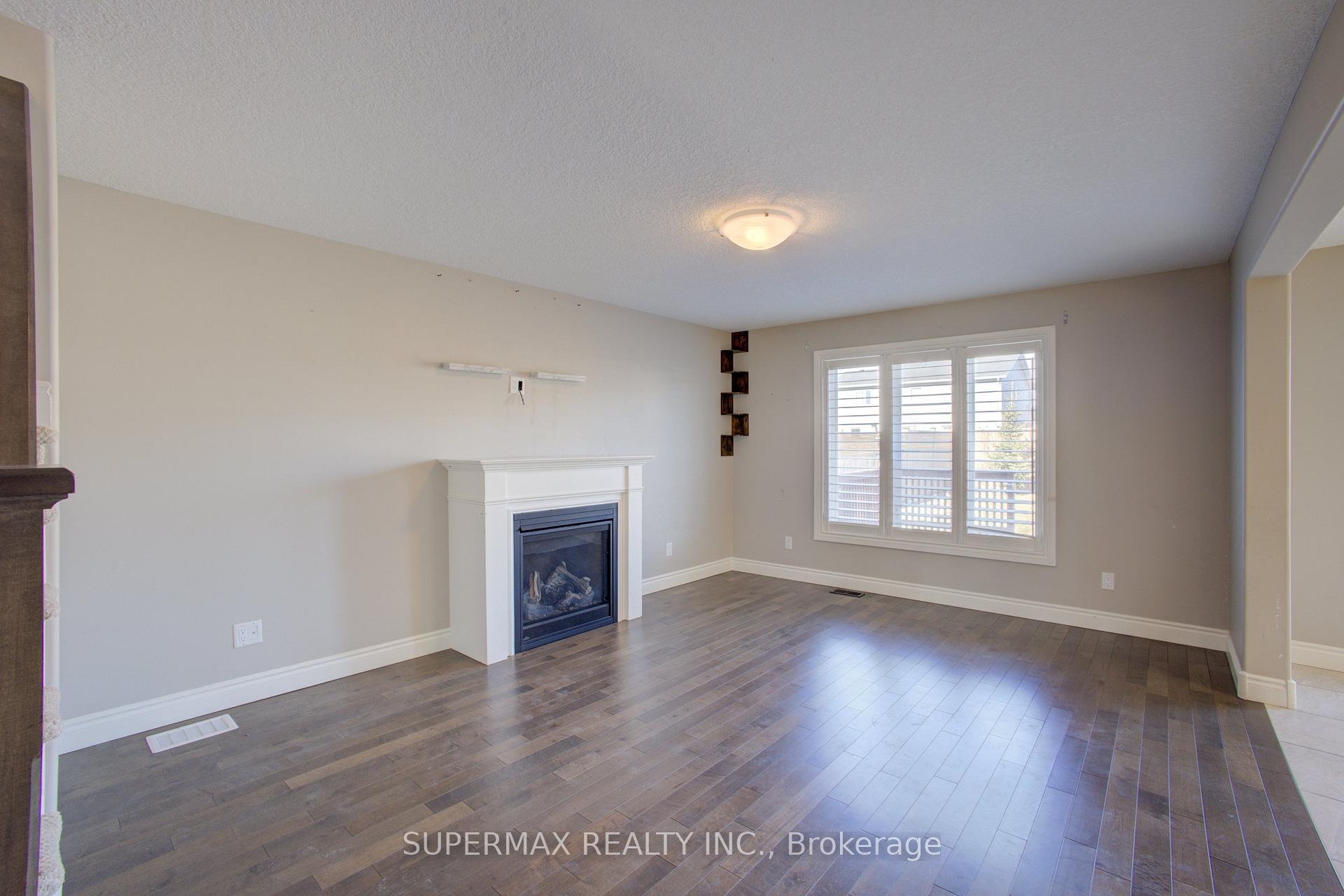 Photo 9 of 945 Reserve Avenue S, North Perth, Listowel — HOMEH