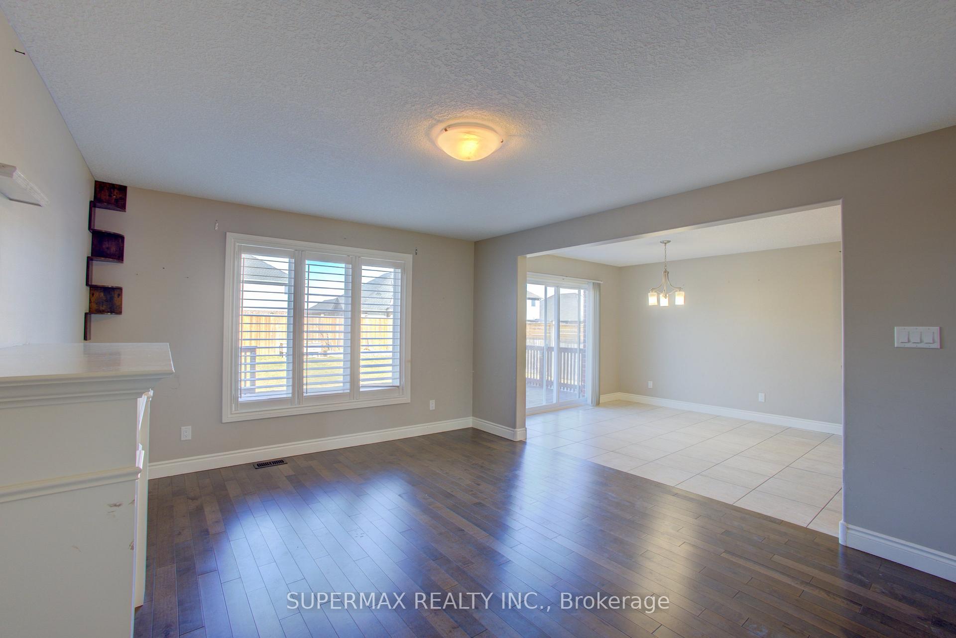 Photo 10 of 945 Reserve Avenue S, North Perth, Listowel — HOMEH