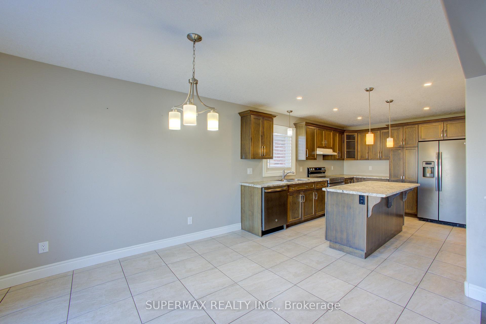 Photo 13 of 945 Reserve Avenue S, North Perth, Listowel — HOMEH