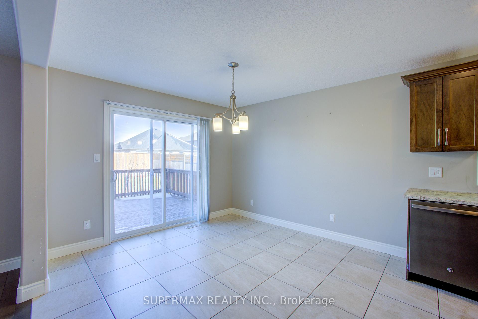 Photo 15 of 945 Reserve Avenue S, North Perth, Listowel — HOMEH