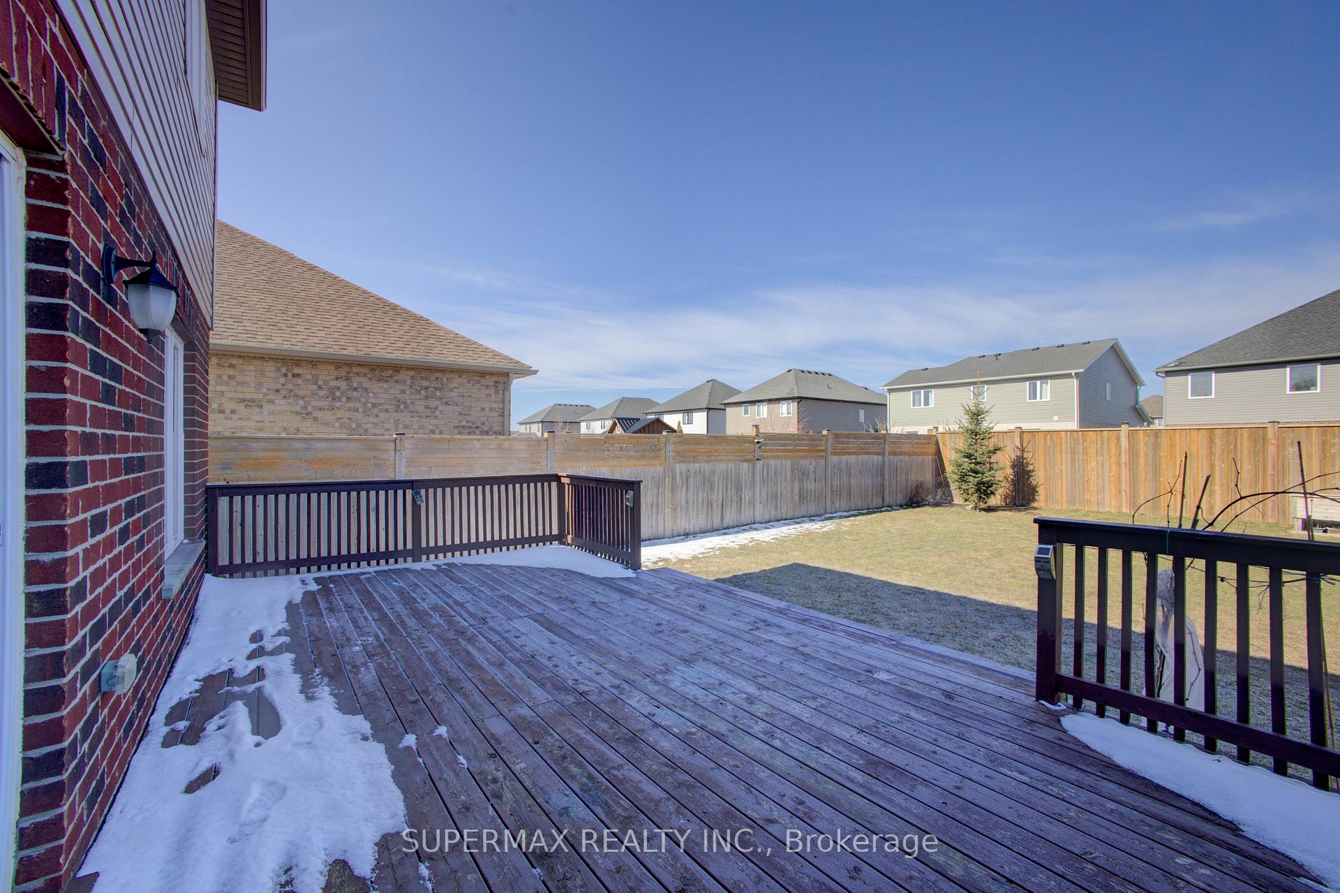 Photo 37 of 945 Reserve Avenue S, North Perth, Listowel — HOMEH